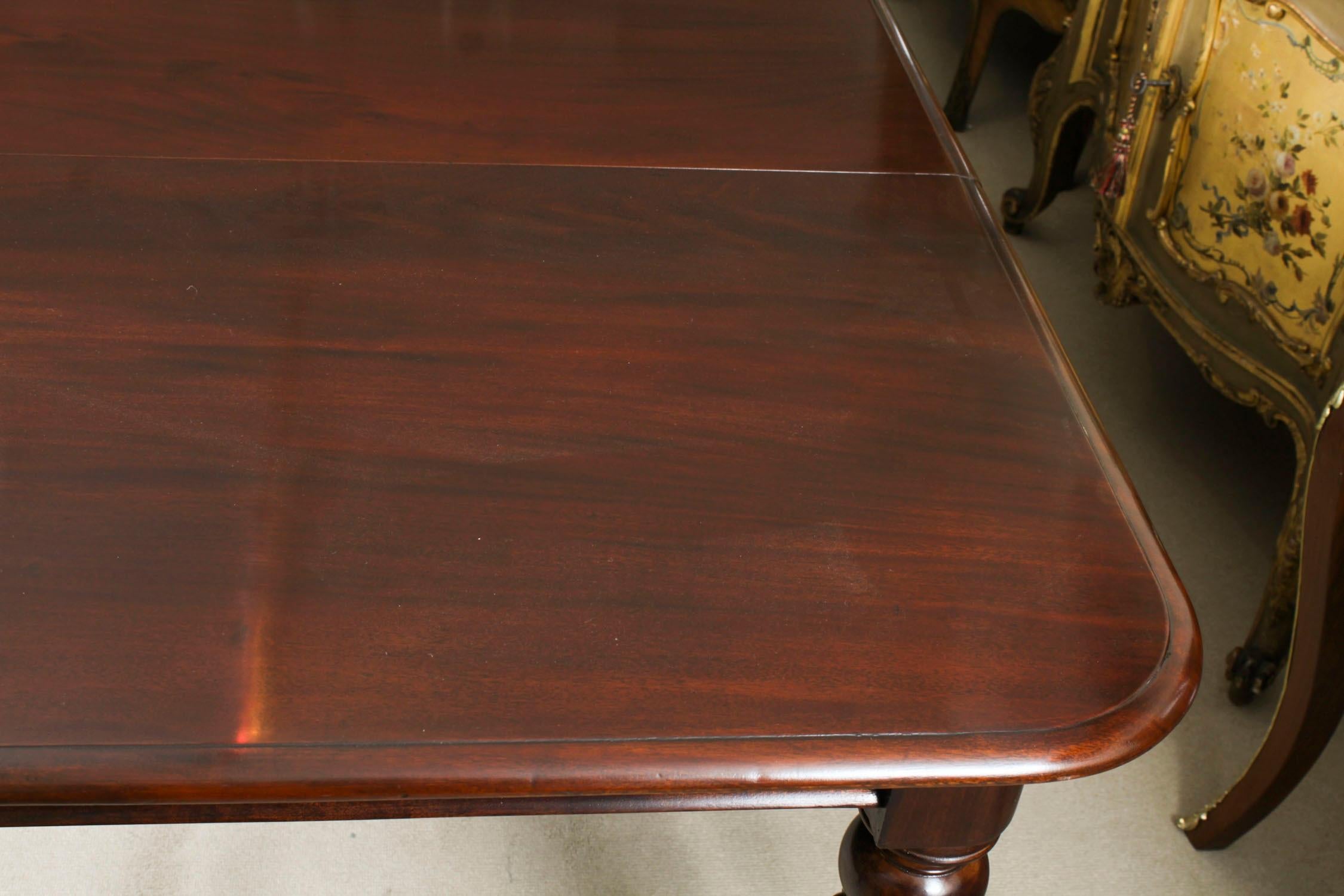Antigua Mesa de Comedor Extensible William IV Siglo XIX y 10 Sillas con Respaldo Globo 1