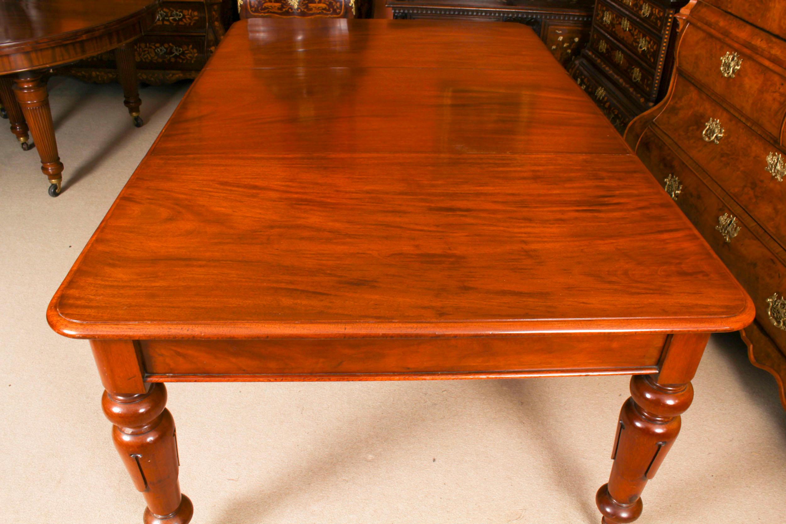 Antique William IV Flame Mahogany Extending Dining Table 19th Century 1