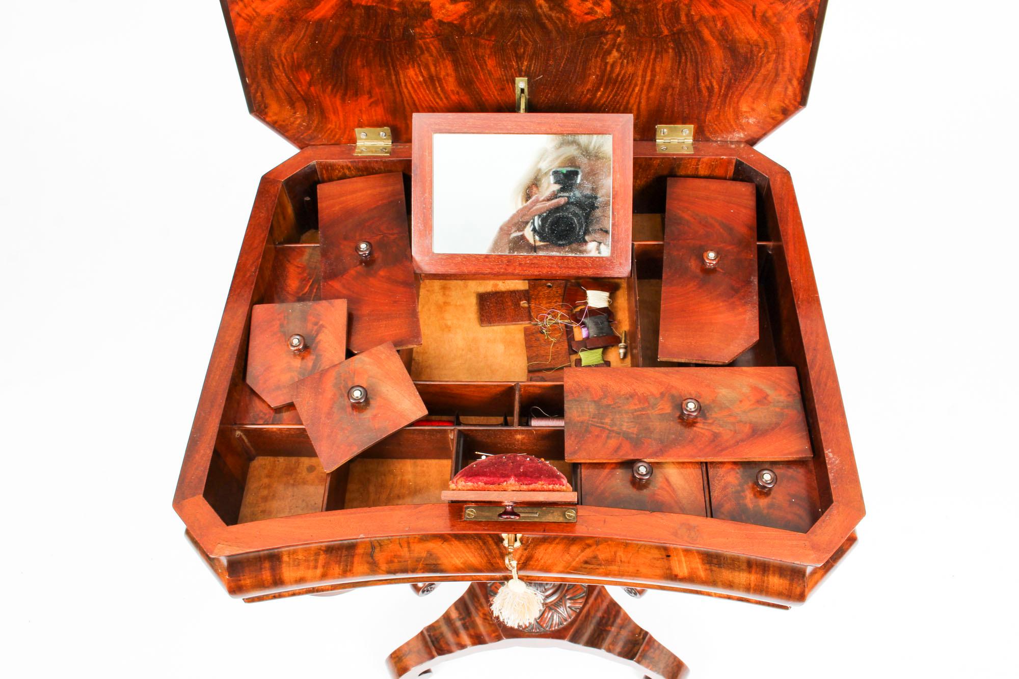 Antique William IV Flame Mahogany Work Table, 19th Century 5