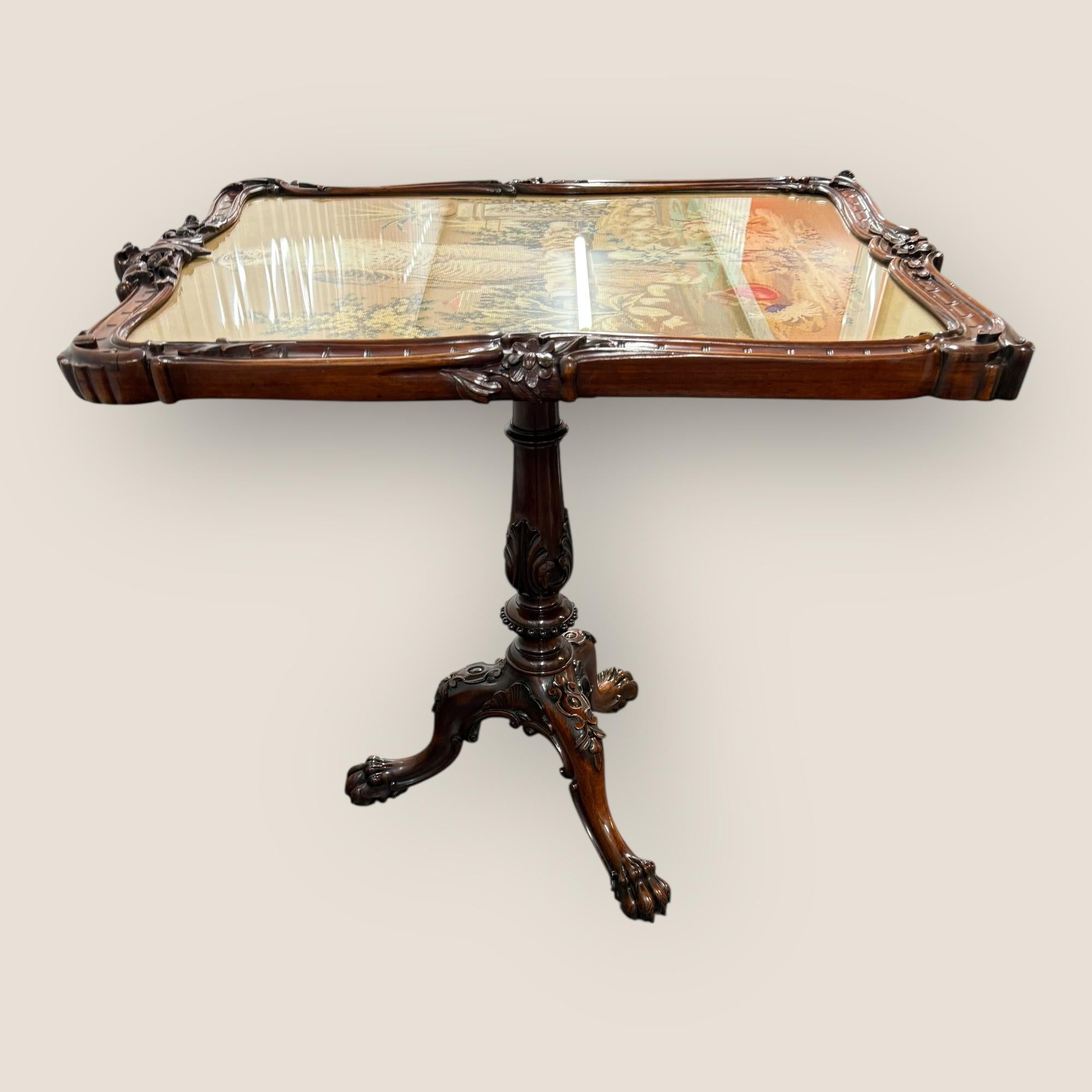 Ancienne table à trépied en bois de rose sculpté et inclinable, écran de cheminée William IV Williams en vente 1