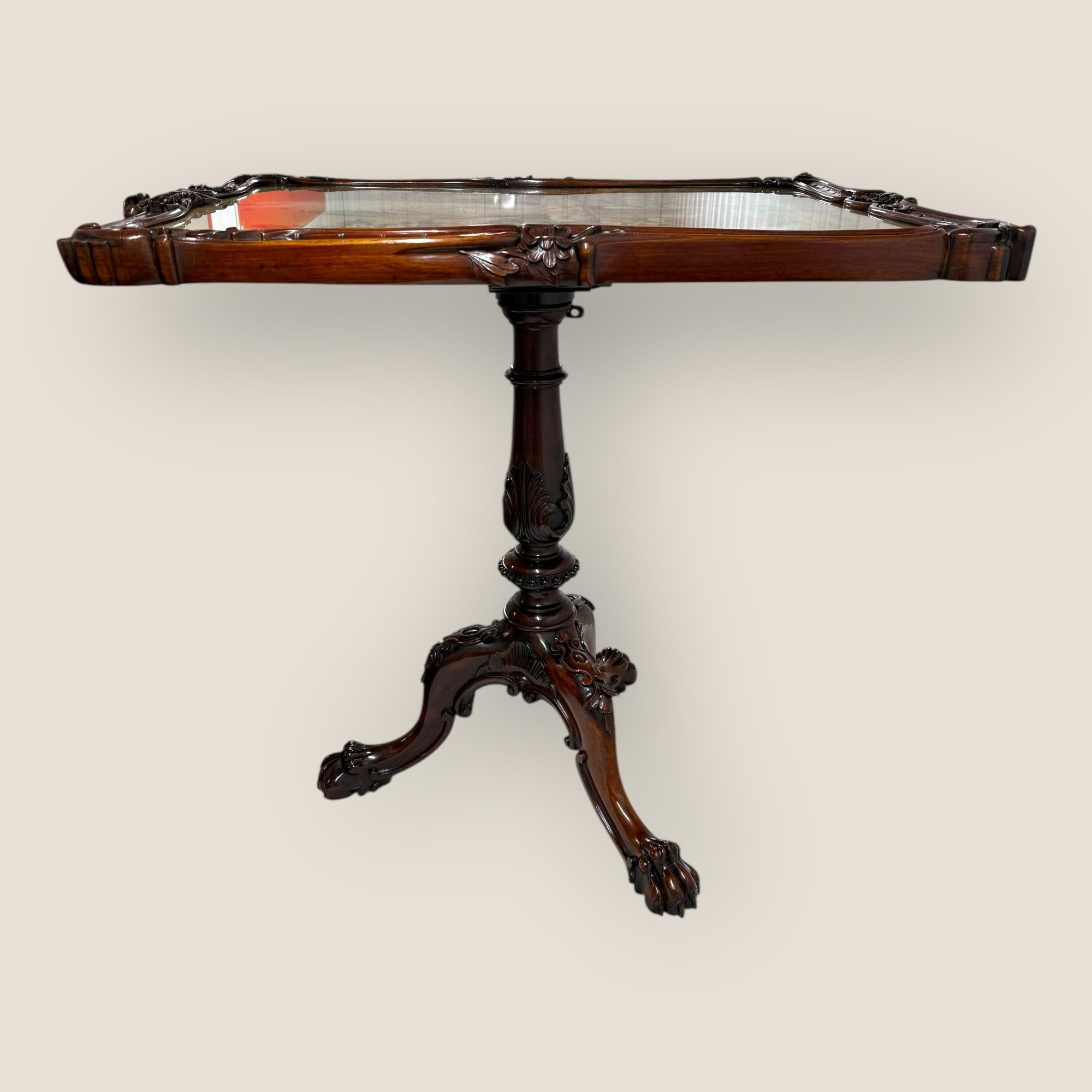 Ancienne table à trépied en bois de rose sculpté et inclinable, écran de cheminée William IV Williams en vente 2
