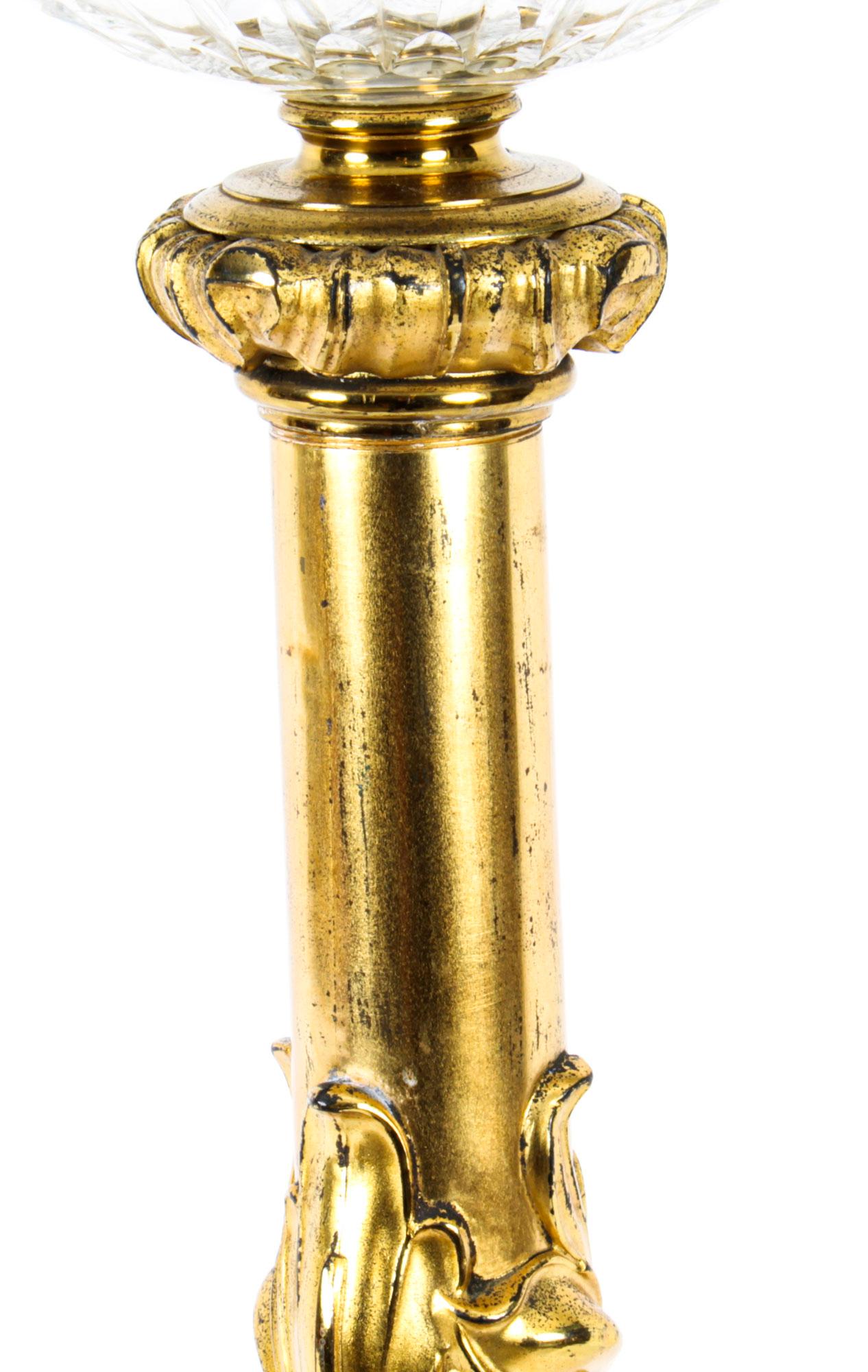 Antike Tischlampe aus vergoldeter Bronze aus William IV.-Periode, 19. Jahrhundert (Glas) im Angebot
