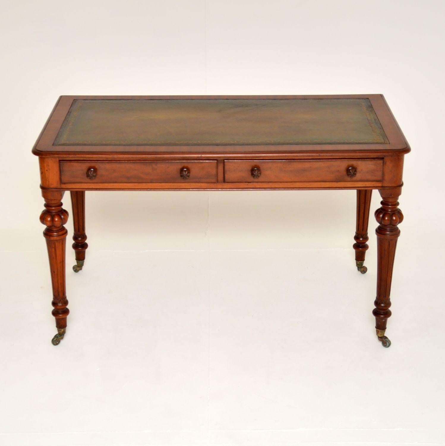 English Antique William IV Leather Top Writing Table / Desk