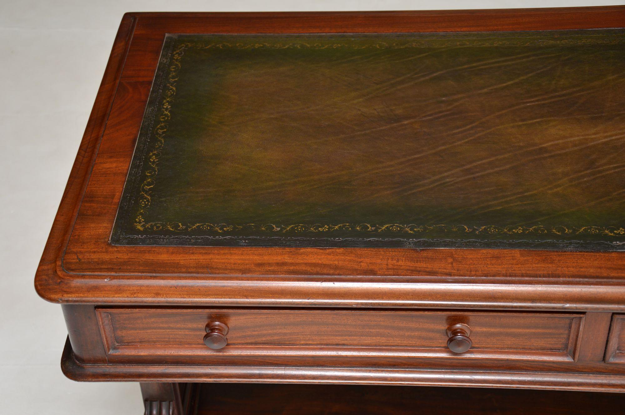 19th Century Antique William IV Leather Top Writing Table / Desk