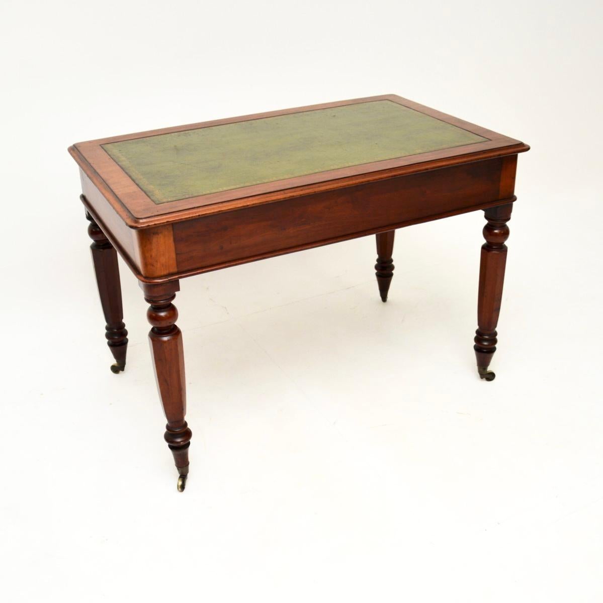 Antico tavolo da scrittura / scrivania con piano in pelle William Williams IV In condizioni buone in vendita a London, GB