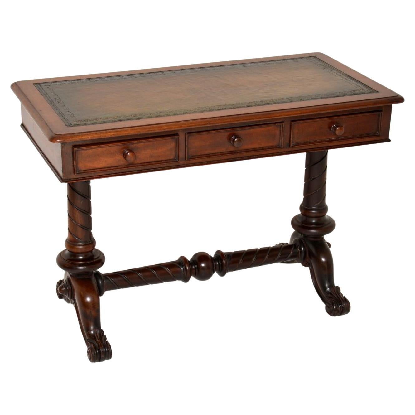  Antico tavolo da scrittura / scrivania in pelle William Williams IV