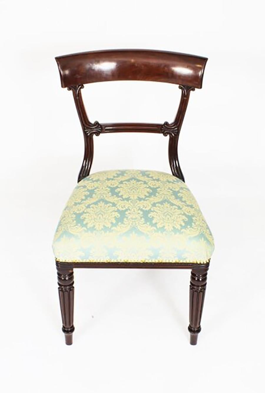 Ancienne table de salle à manger William IV et 6 chaises 19ème siècle en vente 12