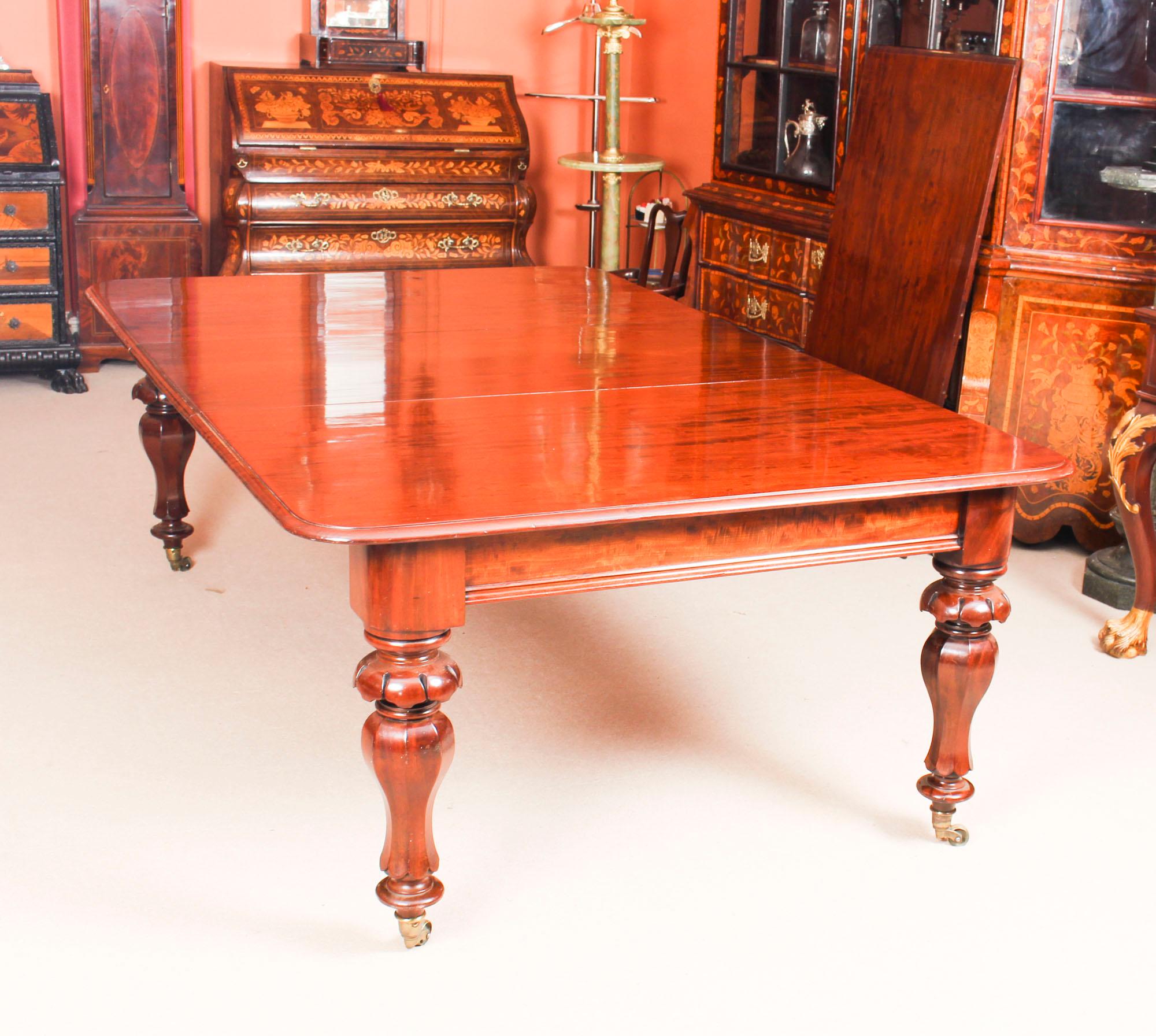 Antique William IV Mahogany Dining Table and 10 Chairs, 19th Century In Good Condition In London, GB