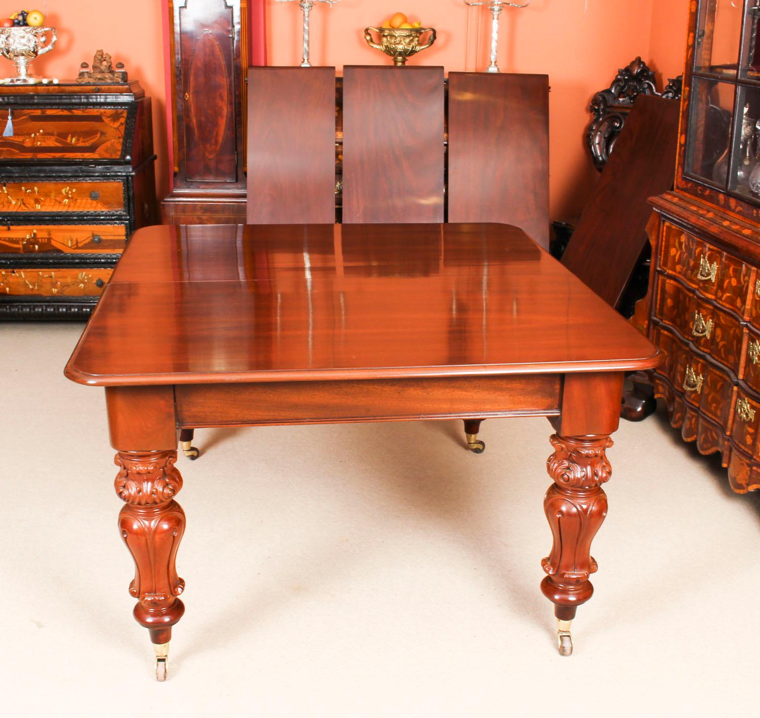 Antique William IV Mahogany Dining Table 19th Century & 12 Dining Chairs 3