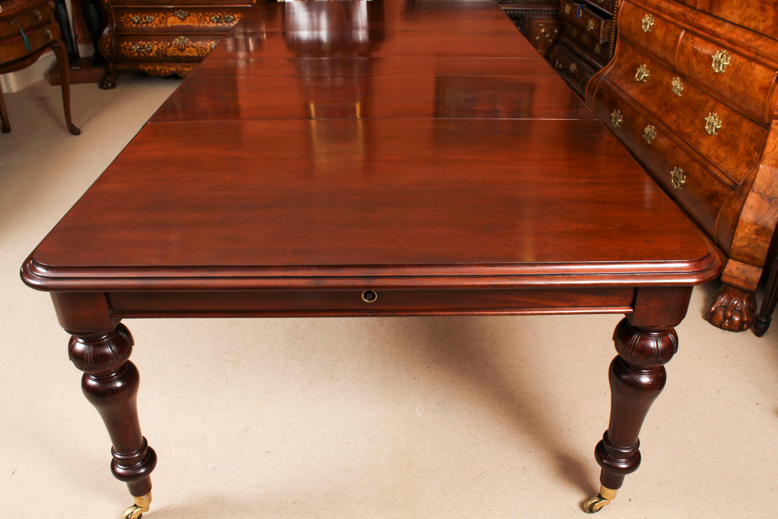Ancienne table de salle à manger William IV en acajou C1835 et 10 chaises de salle à manger à dossier ballon 2