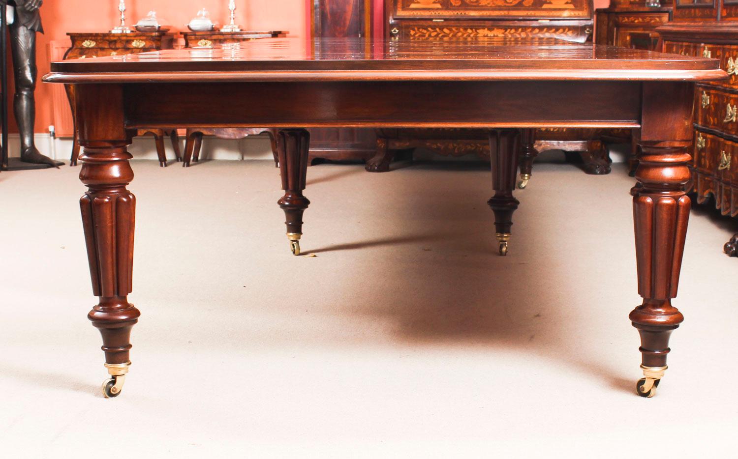 Antique William IV Mahogany Extending Dining Table, 19th Century 11