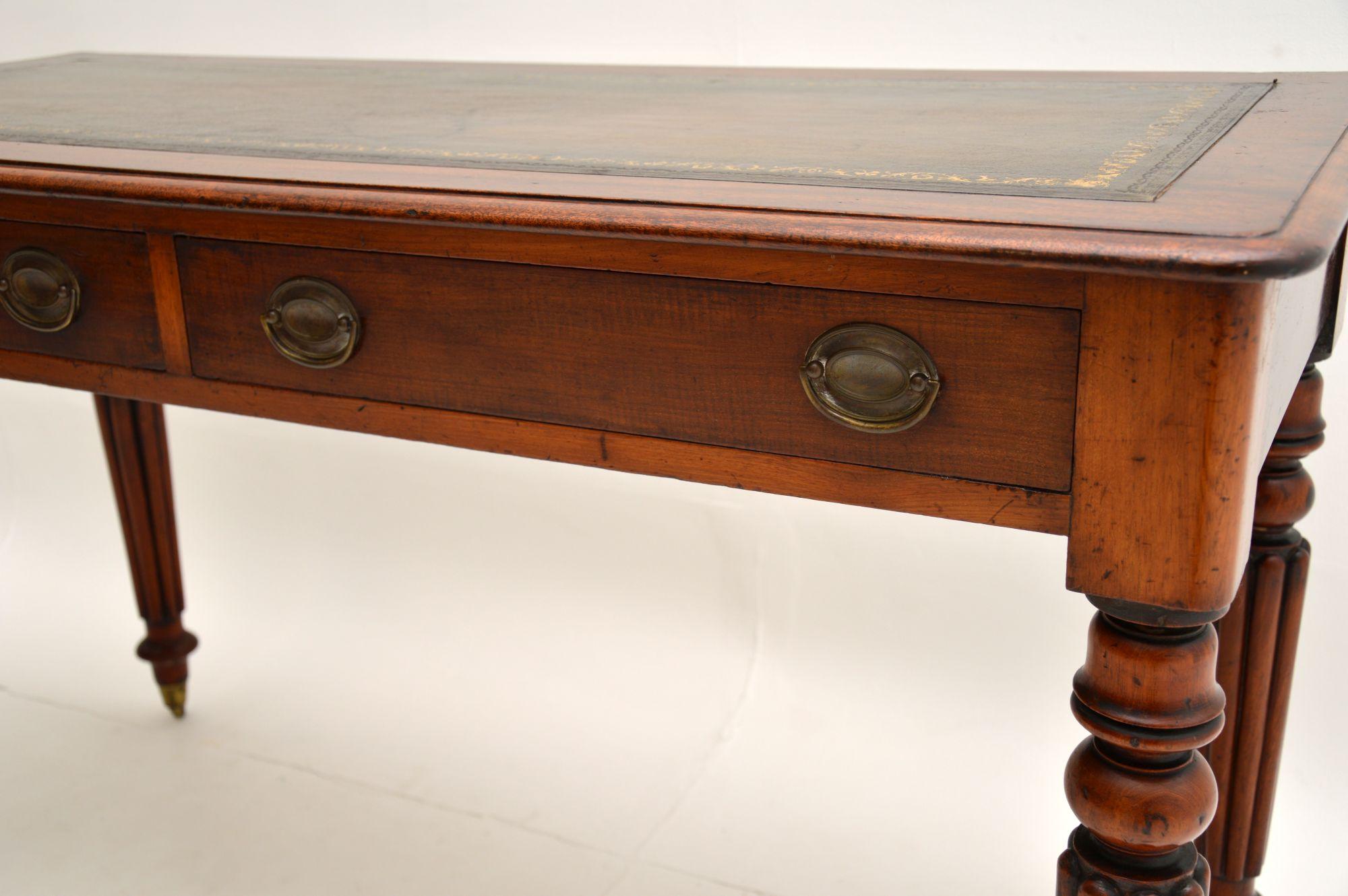 Antique William IV Mahogany Leather Top Writing Table or Desk In Good Condition In London, GB