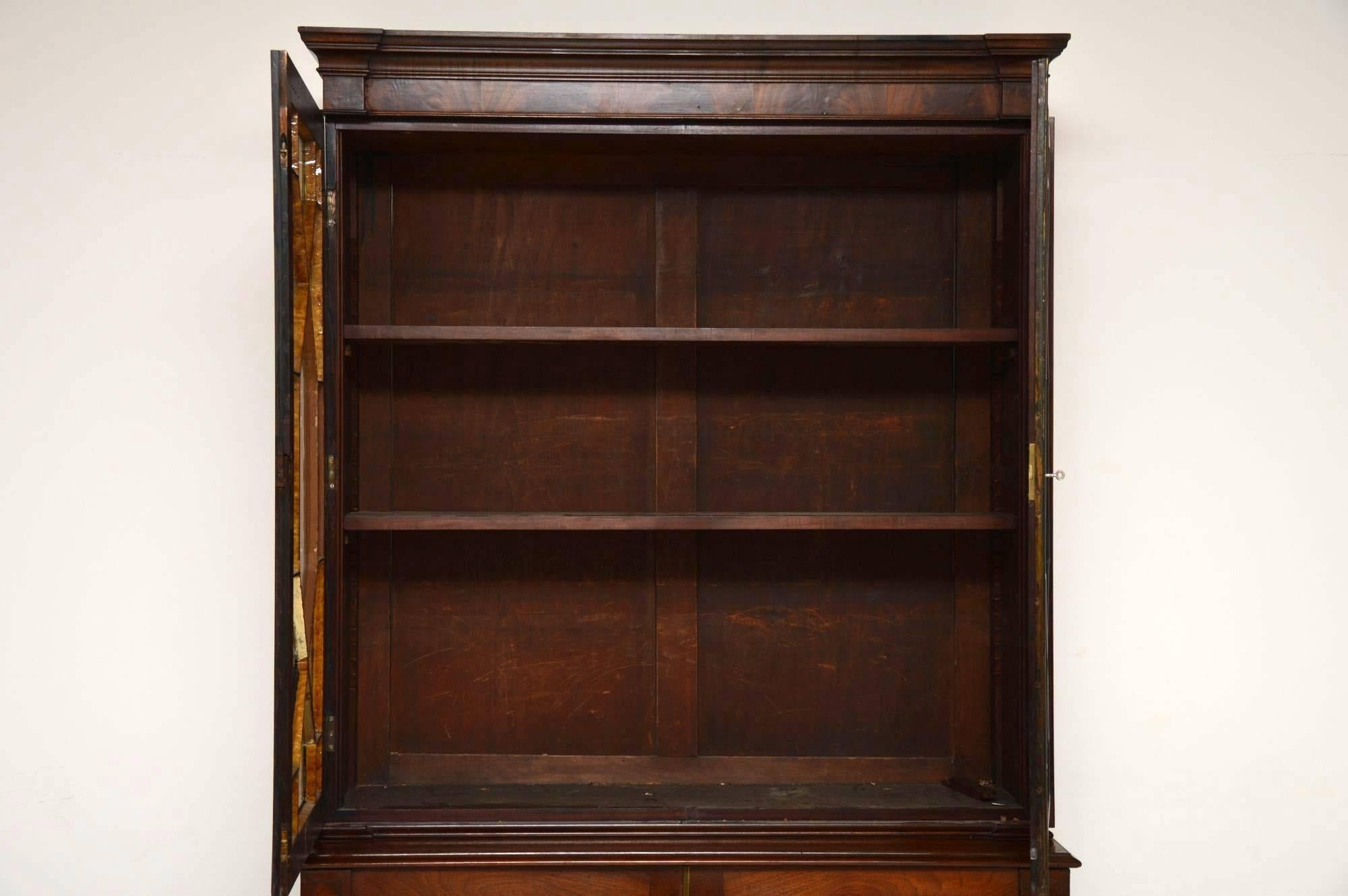 Antique William IV Mahogany Library Bookcase In Excellent Condition In London, GB