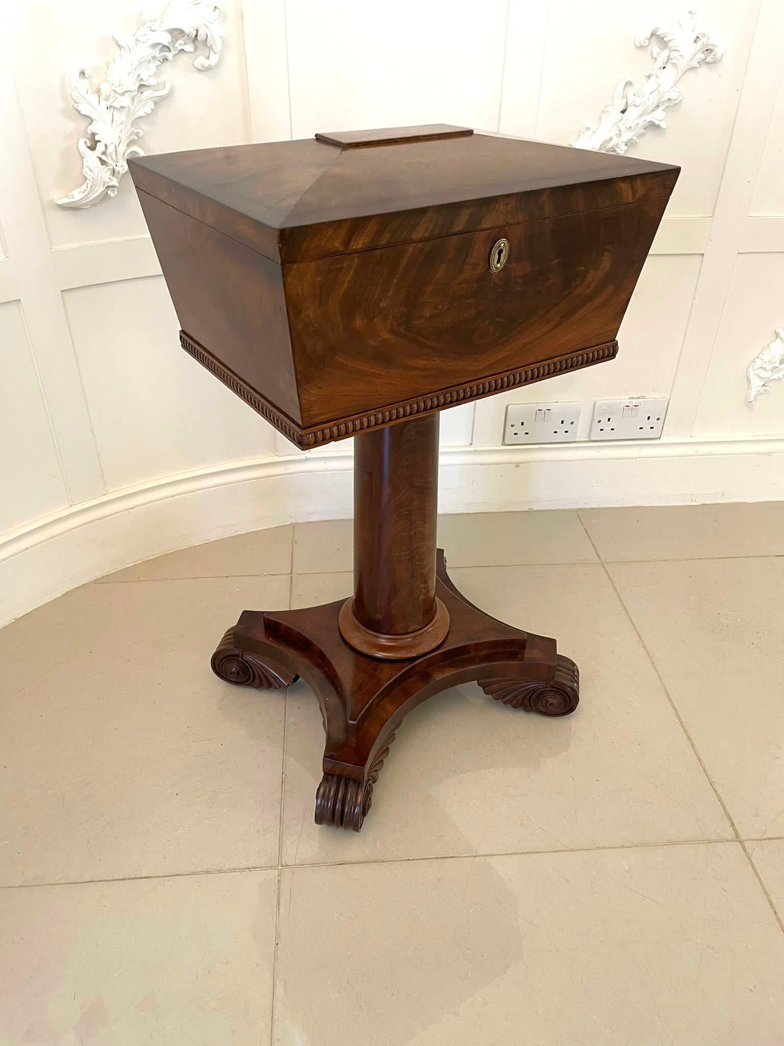Antique William IV Quality Figured Mahogany Work Box In Good Condition For Sale In Suffolk, GB