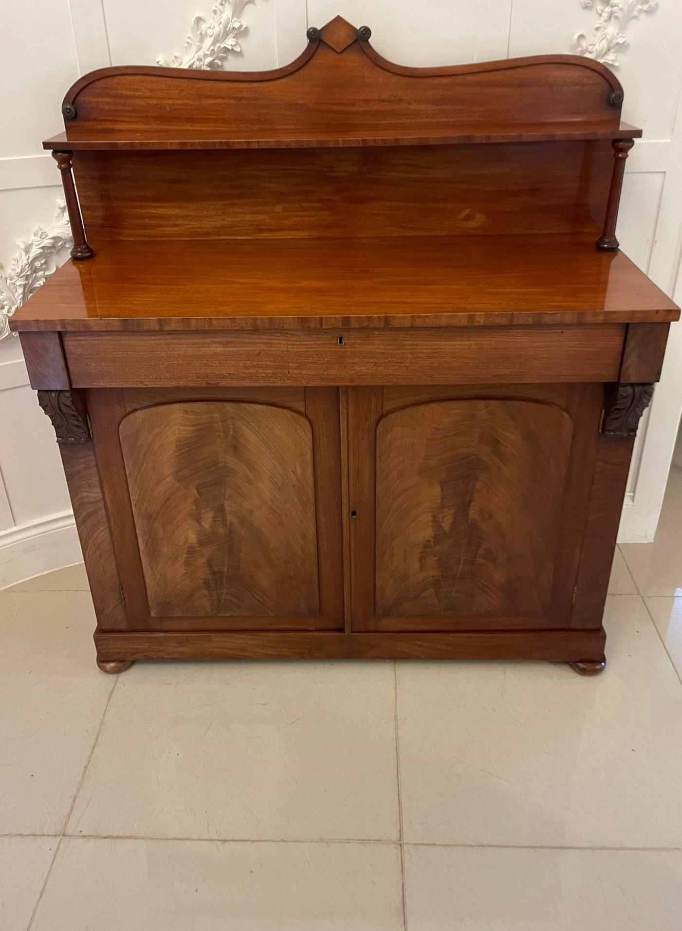 Antico Chiffoniere in mogano di qualità William IV in vendita 3