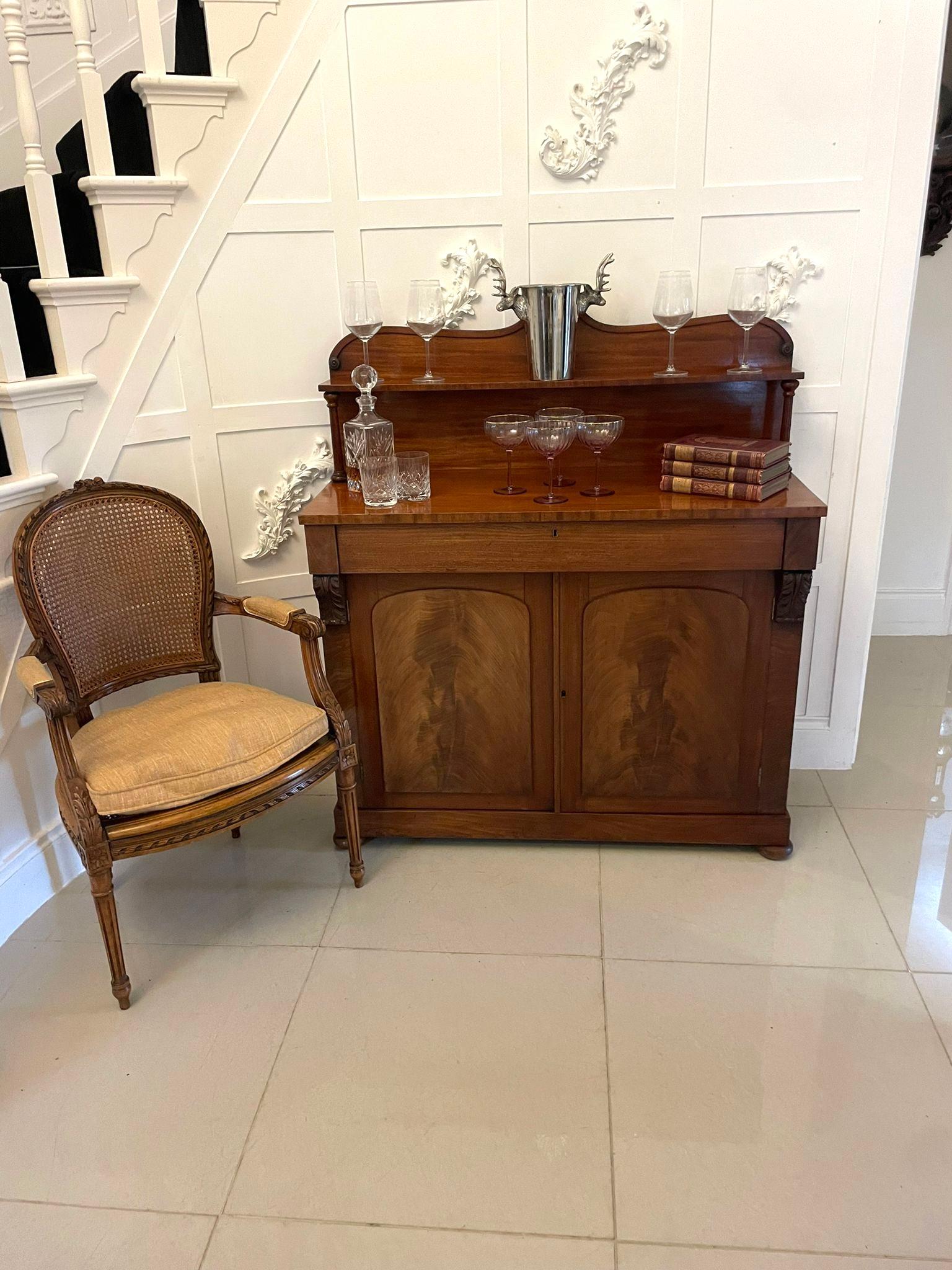 Antico Chiffoniere in mogano di qualità William IV In condizioni buone in vendita a Suffolk, GB