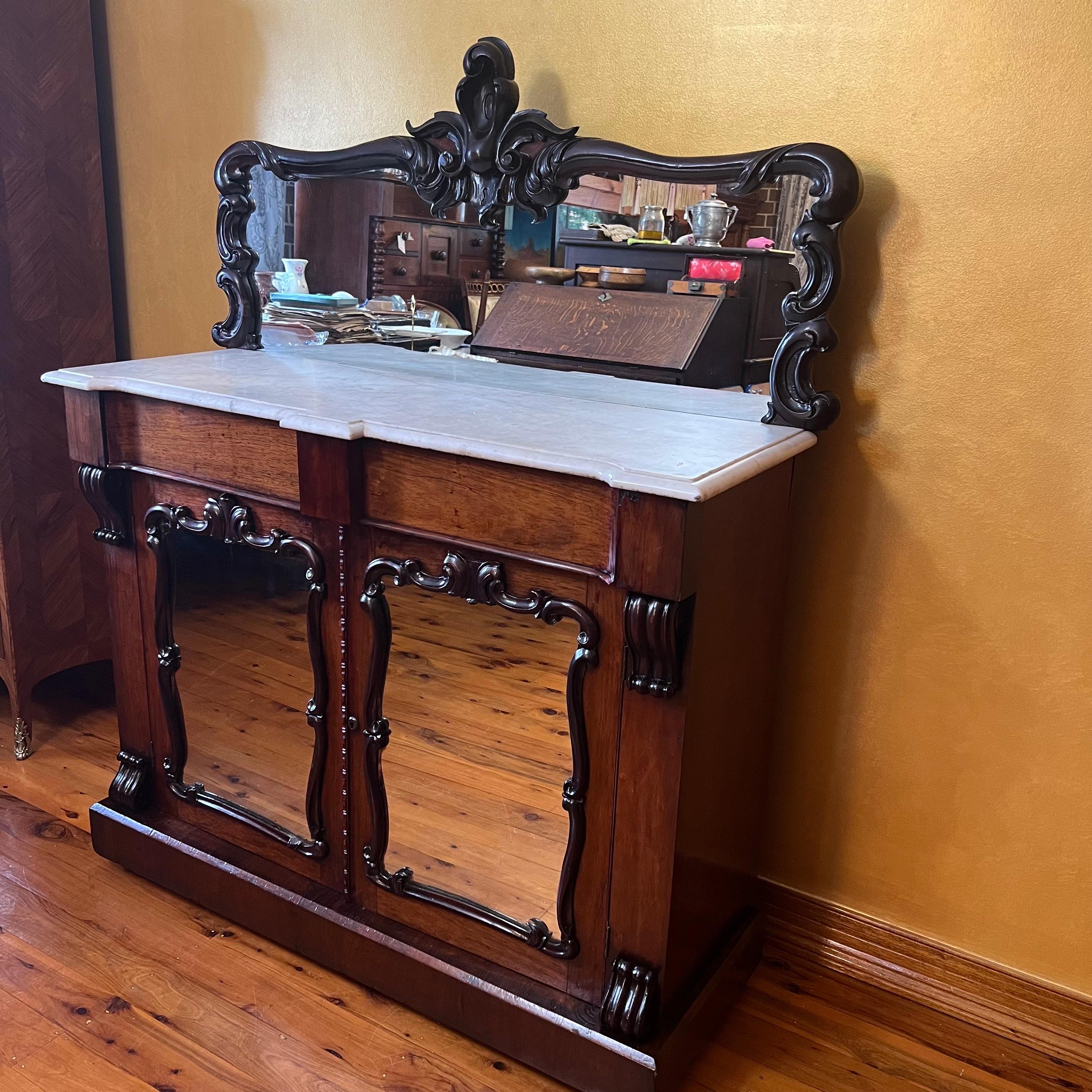 Antique William IV Rosewood Mirror Chiffonier In Good Condition For Sale In EDENSOR PARK, NSW