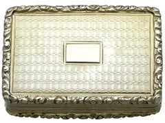 Antike vergoldete Vinaigrette aus Sterlingsilber (1835)