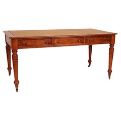Escritorios y Mesas de Escribir de Madera