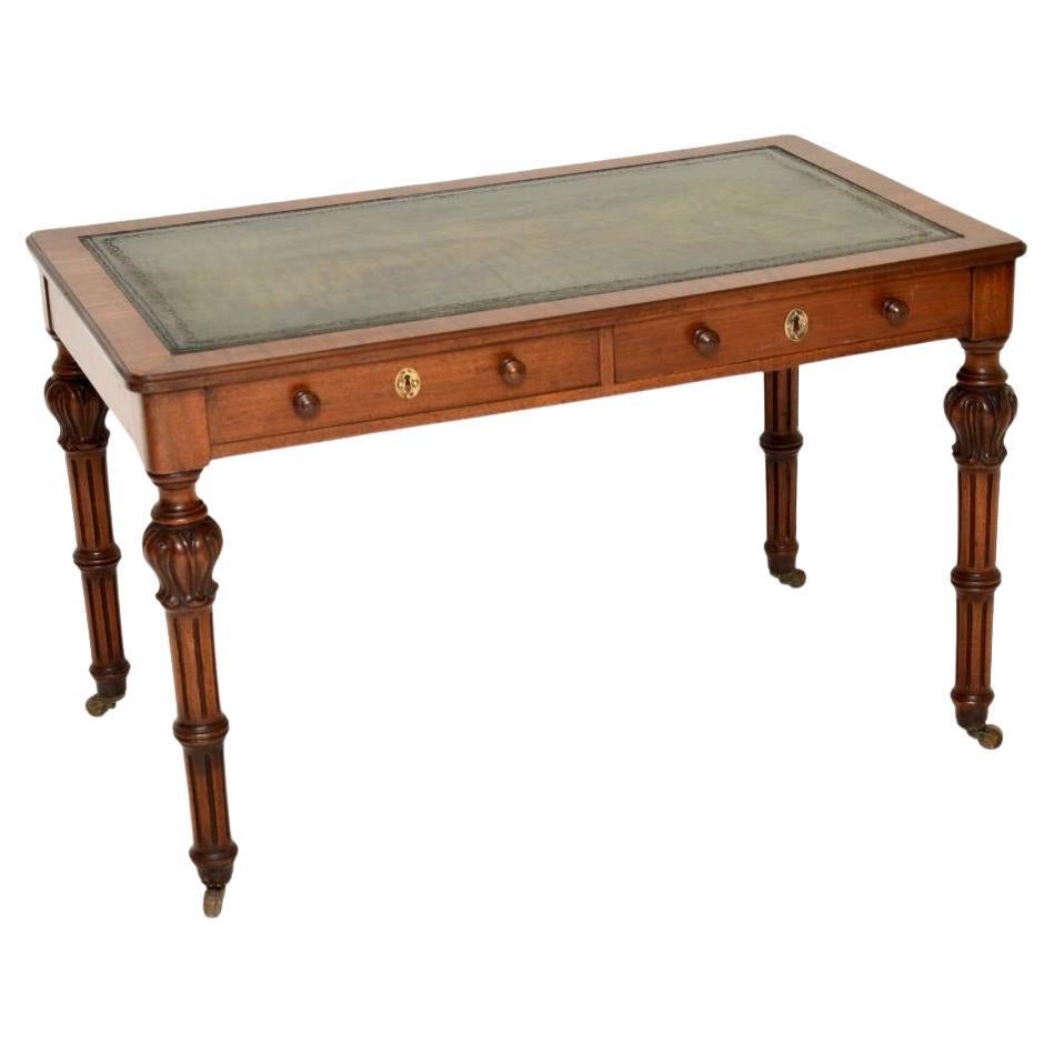 Antike William IV Nussbaum Partner Schreibtisch / Schreibtisch im Angebot