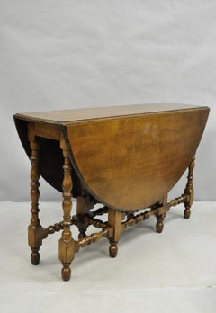 Antique William & Mary Large Round Dropleaf Maple Wood Gate Leg Dining Table