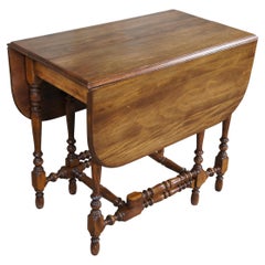 Antique William & Mary Maple Drop Leaf Gateleg Extendable Dining Farmhouse Table