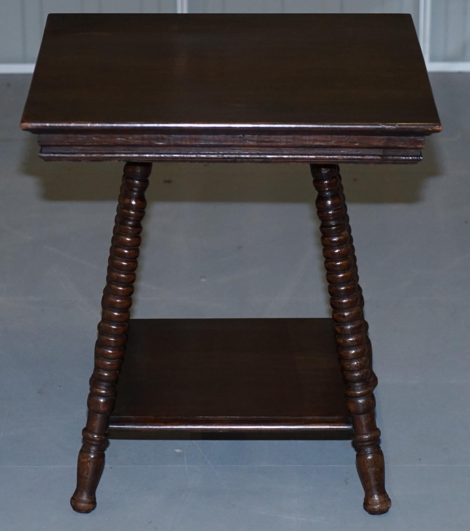 We are delighted to offer for sale this lovely William & Mary revival Victorian oak side table with bobbin turned legs

A very good looking and well made side table, the bobbin turned legs really made it an art piece for furniture

It is base on