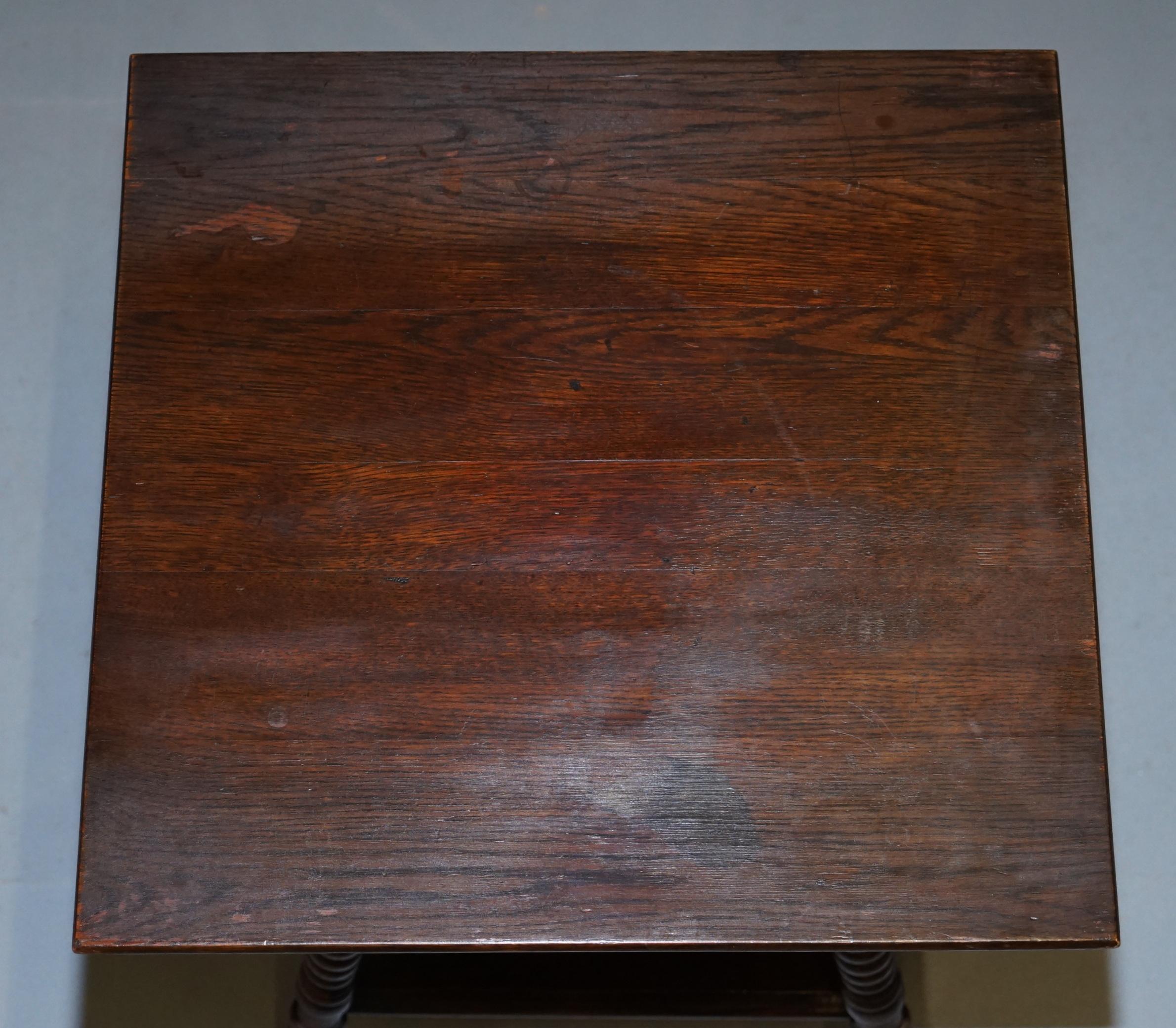 William and Mary Antique William & Mary Revival Victorian Oak Bobbin Turned Lamp Wine Side Table