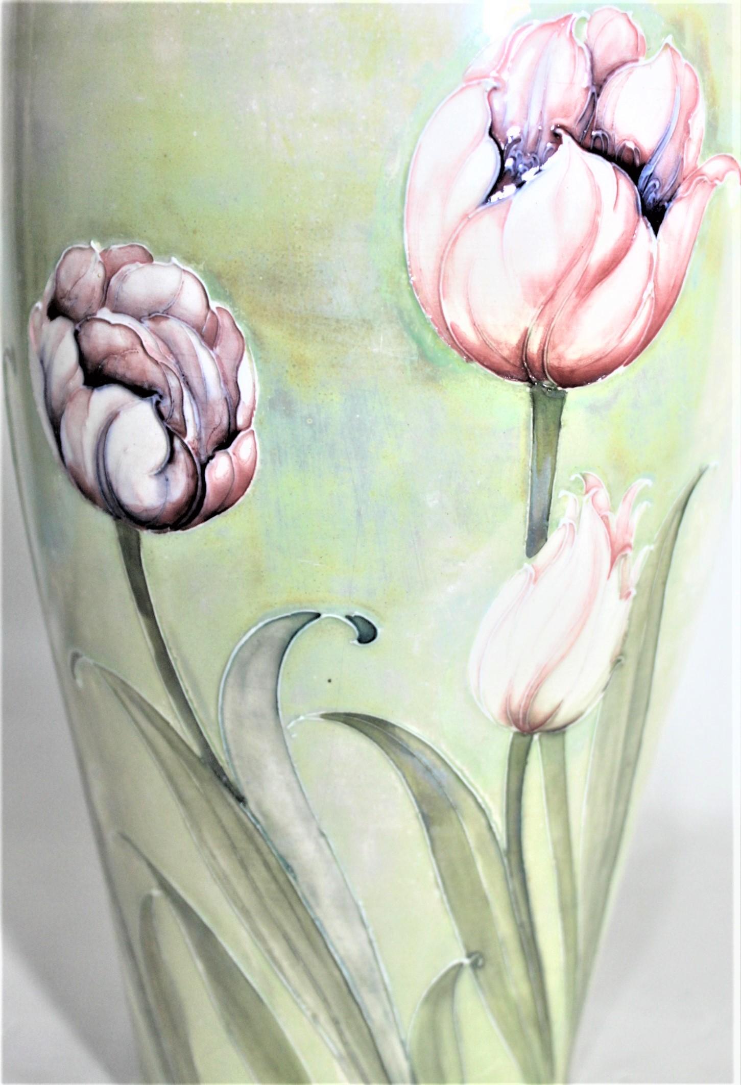 Antique William Moorcroft Art Pottery Tulip Patterned Vase with Lustre Glaze For Sale 2