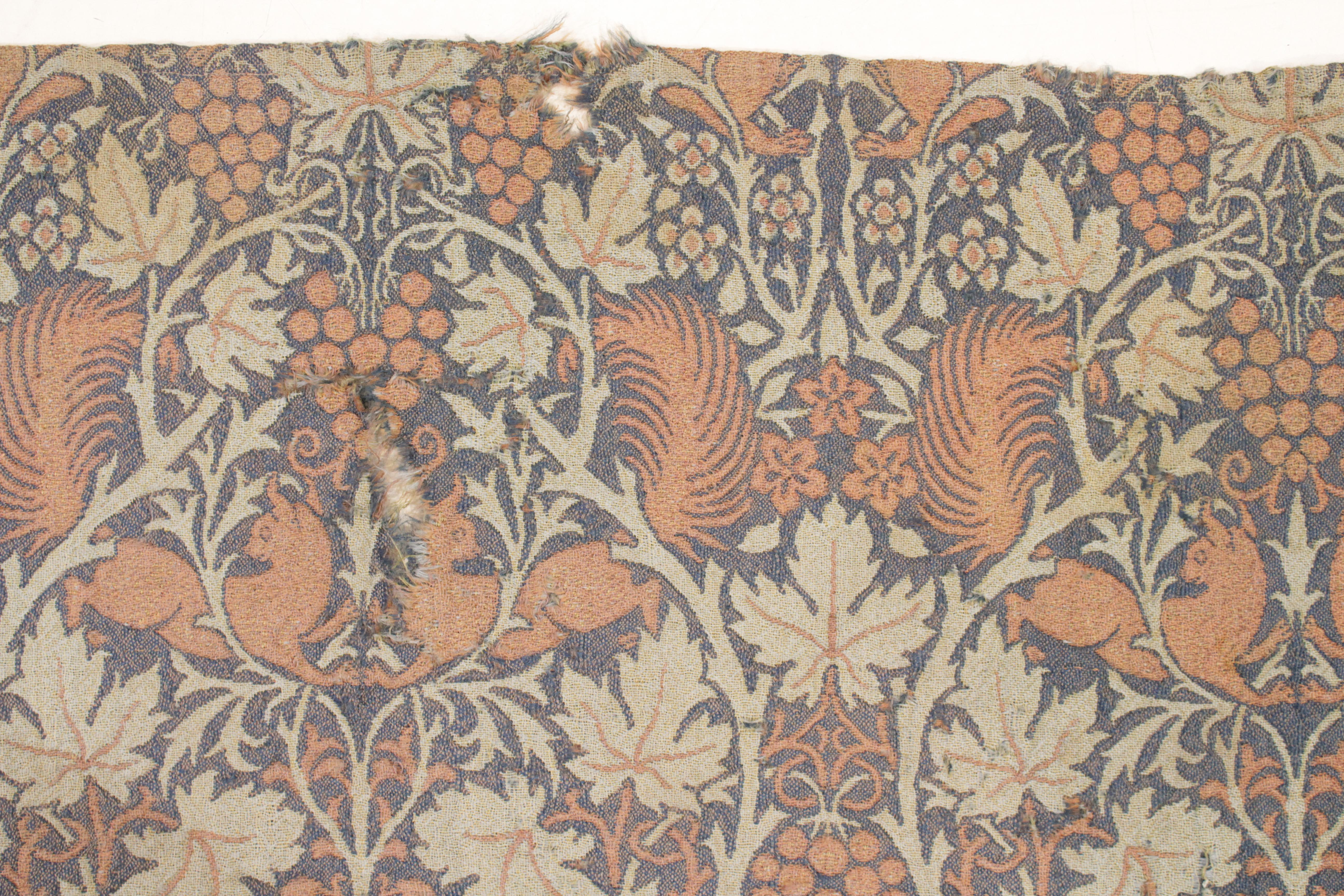 Antiguo tapiz de lana tejido a jacquard William Morris 