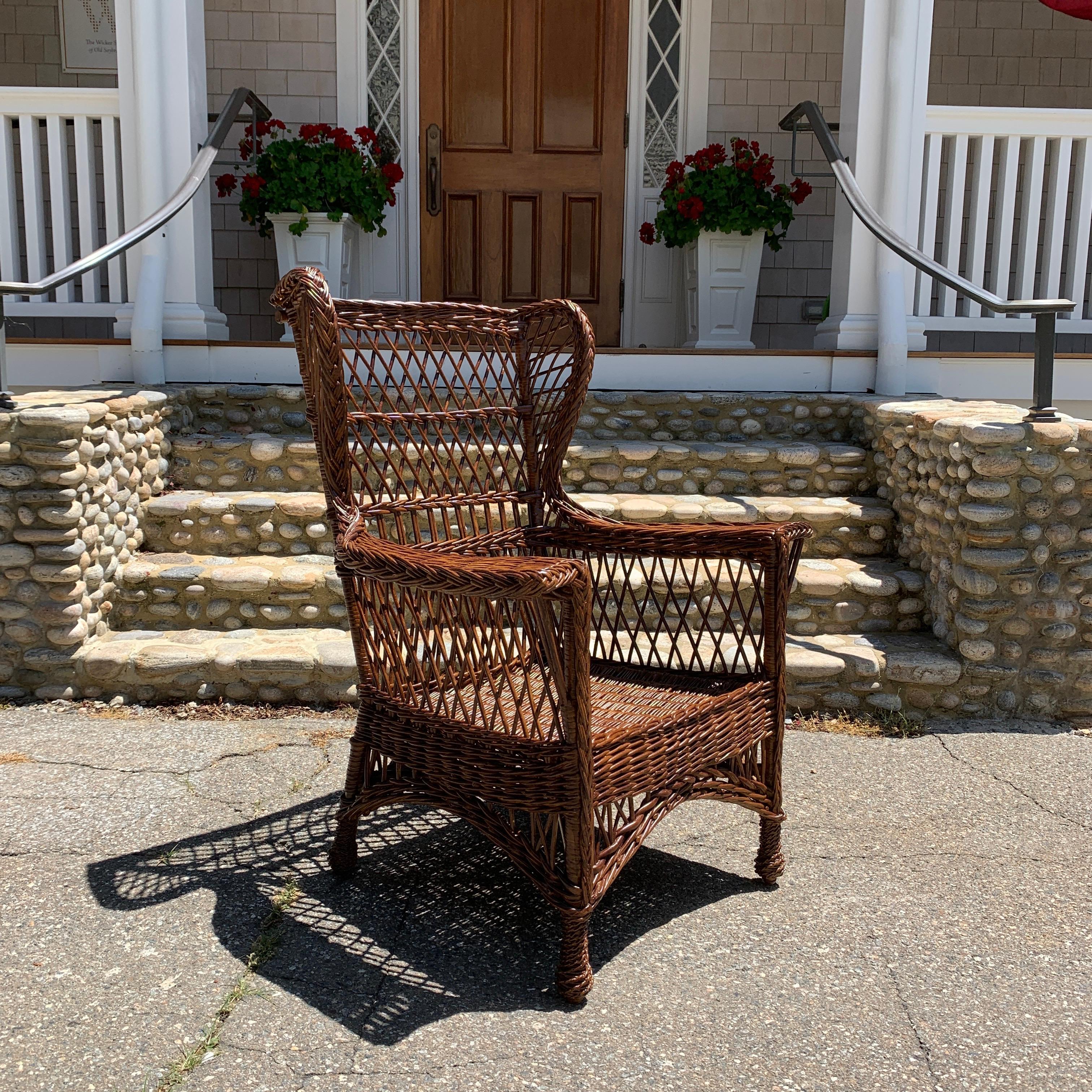 Antique Willow Wicker Sofa and Chairs  For Sale 7
