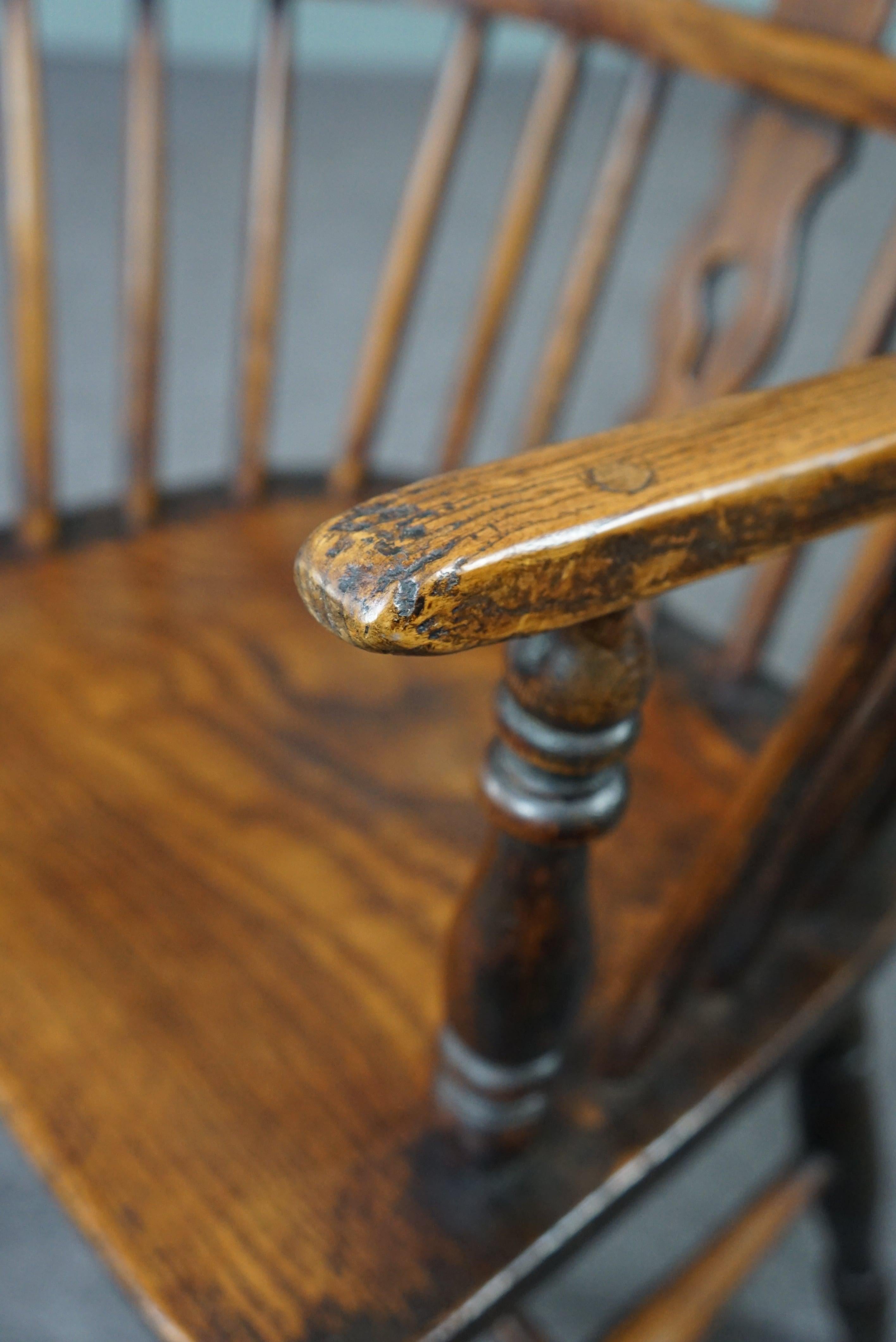 Bois Fauteuil/chaise Windsor antique, dossier bas anglais, 18ème siècle en vente