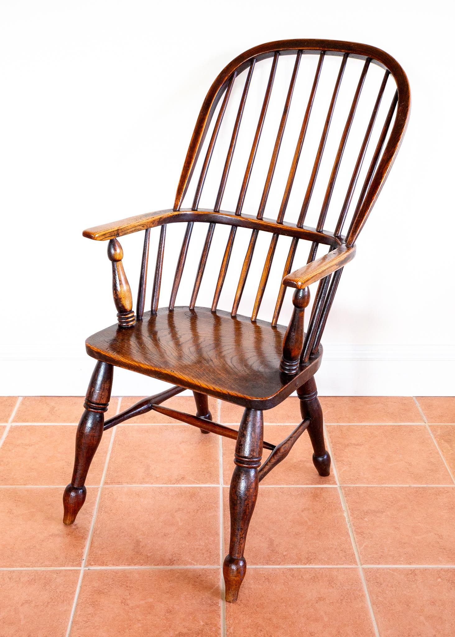 Sedia Windsor antica 1840 Schienale alto Schienale a cerchio Schienale a bastone Poltrona da casa di campagna in vendita 2