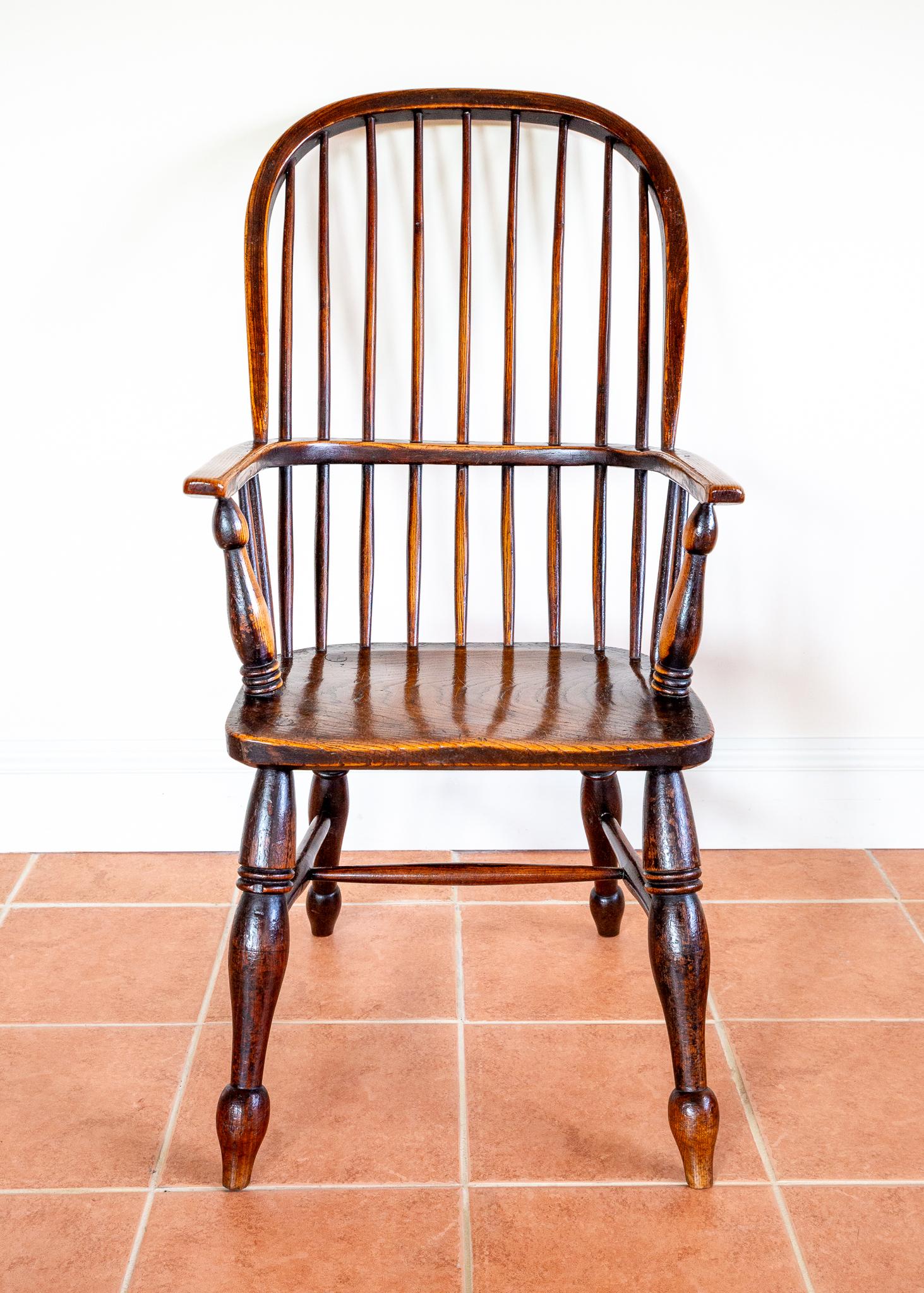 Sedia Windsor antica 1840 Schienale alto Schienale a cerchio Schienale a bastone Poltrona da casa di campagna in vendita 7