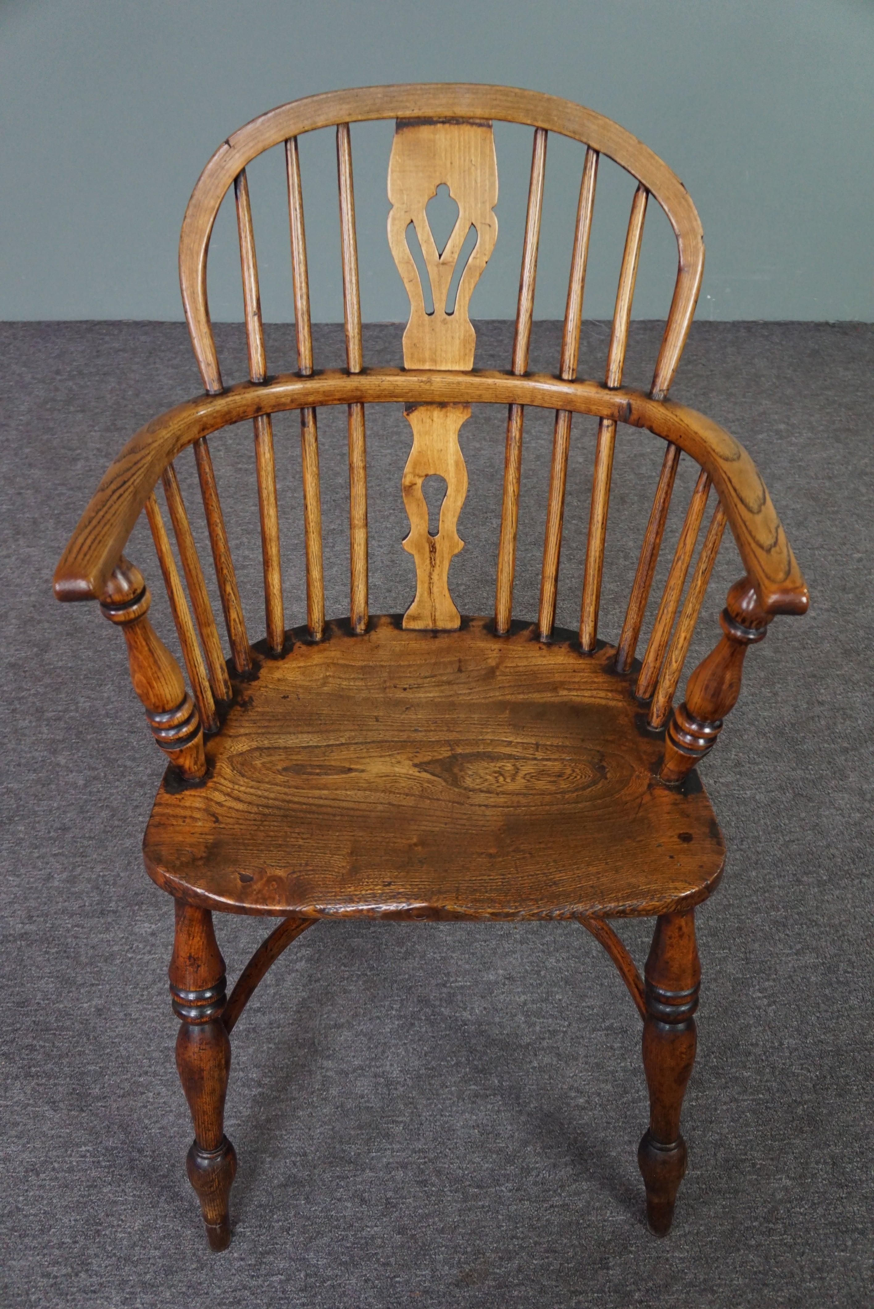 Antiker Windsor-Sessel/Sessel, englische niedrige Rückenlehne, 18. Jahrhundert (Holz) im Angebot