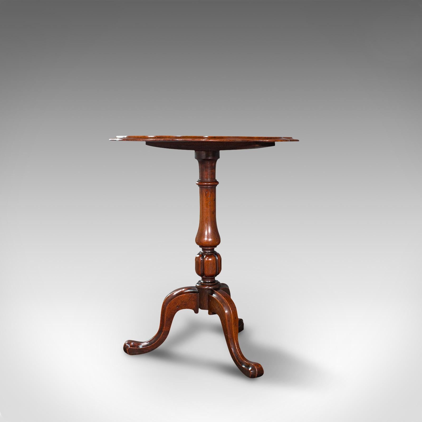 This is a superb antique wine table. An English, mahogany and burr walnut inlaid side table exuding superb marquetry, dating to the Regency period, circa 1820.

Dashing wine table with fine figuring and superior craftsmanship
Displays a desirable