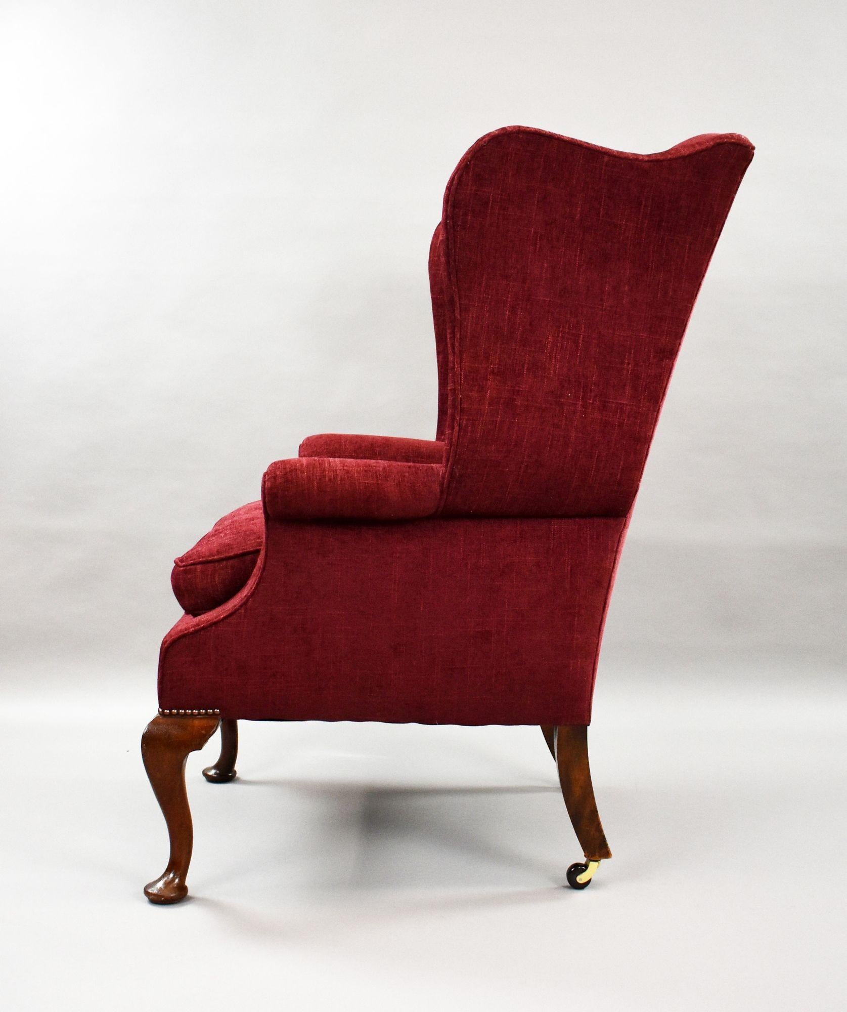 Antique Wing Back Armchair siglo XX en venta