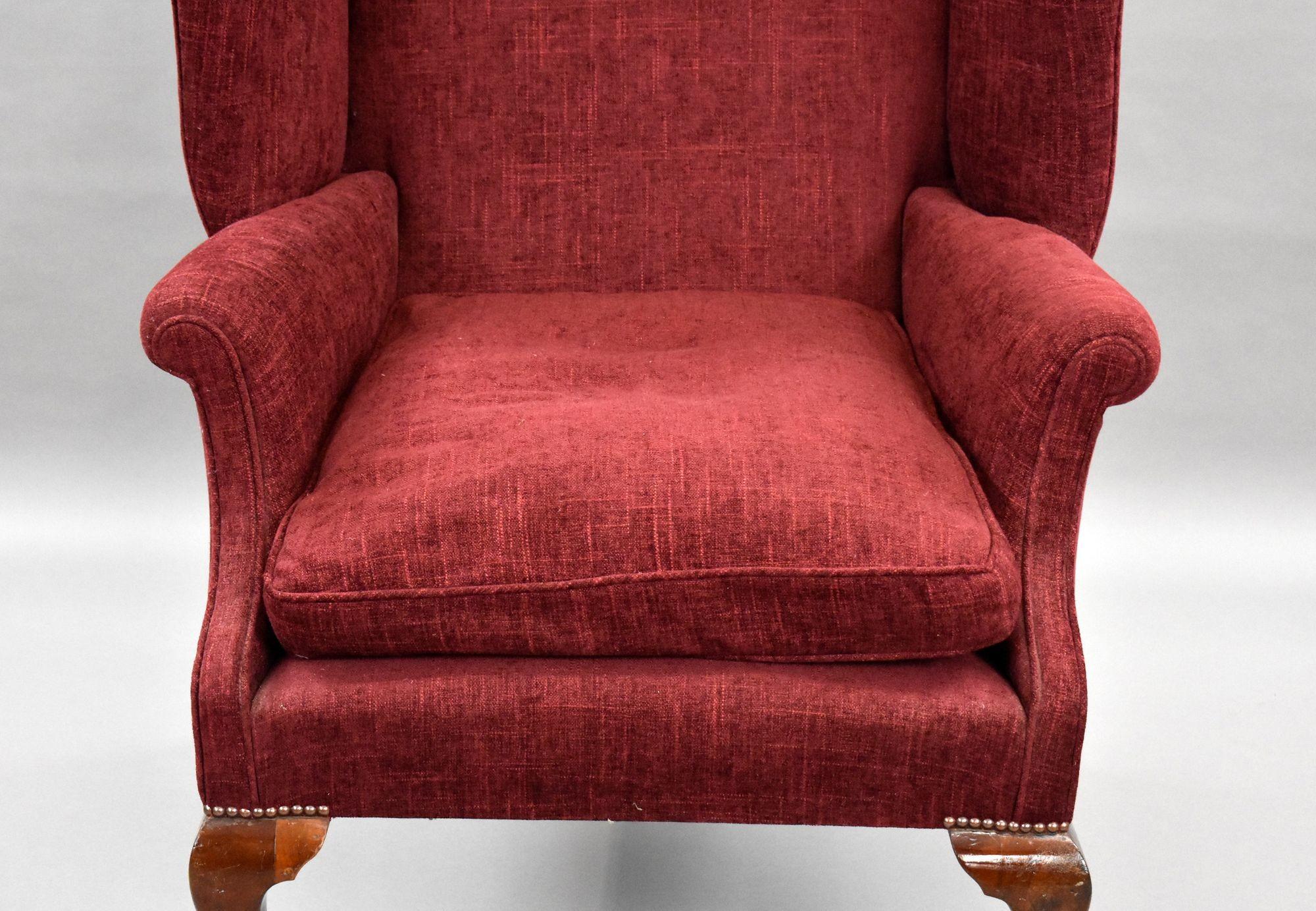 Antique Wing Back Armchair en venta 1