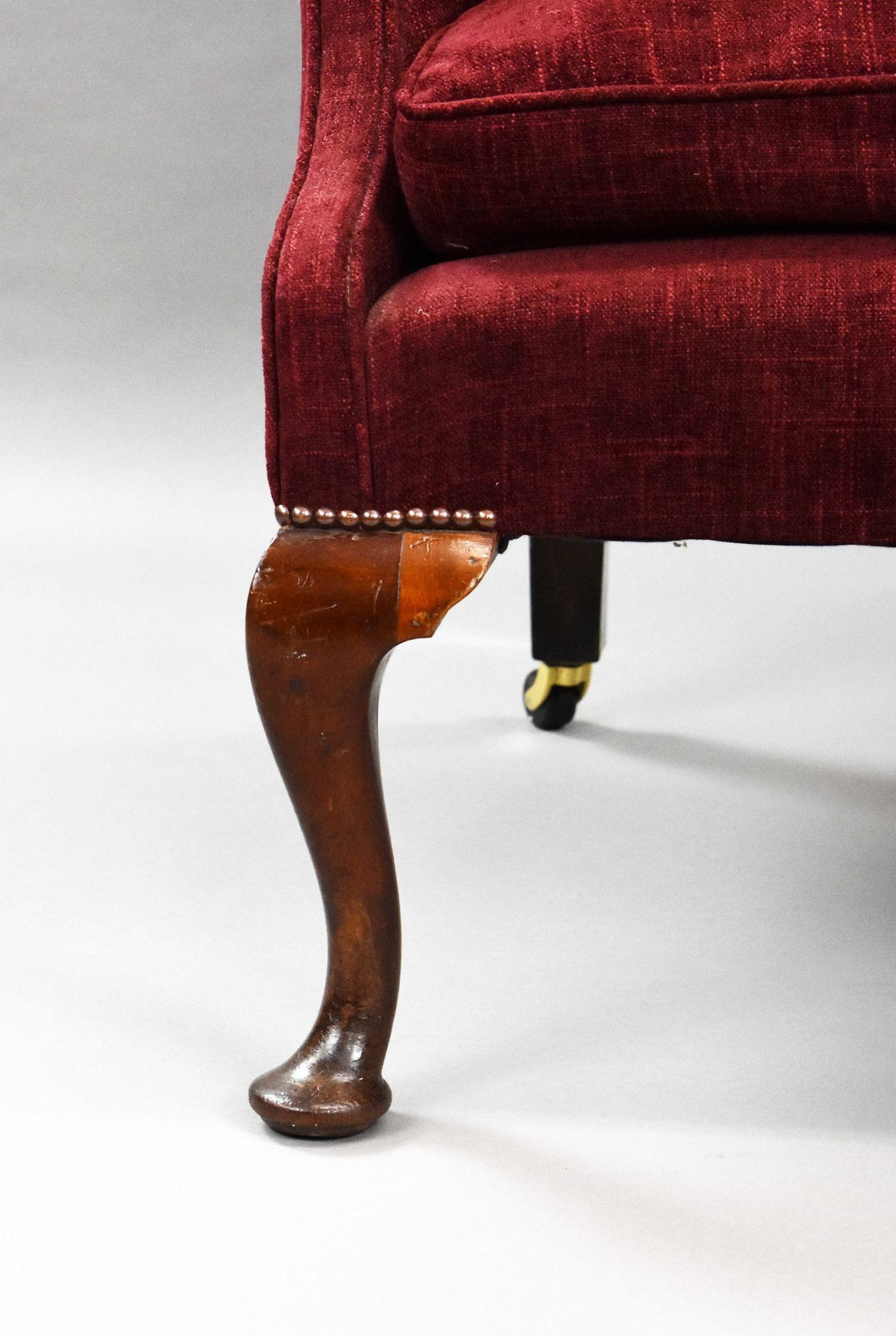 Antique Wing Back Armchair en venta 2