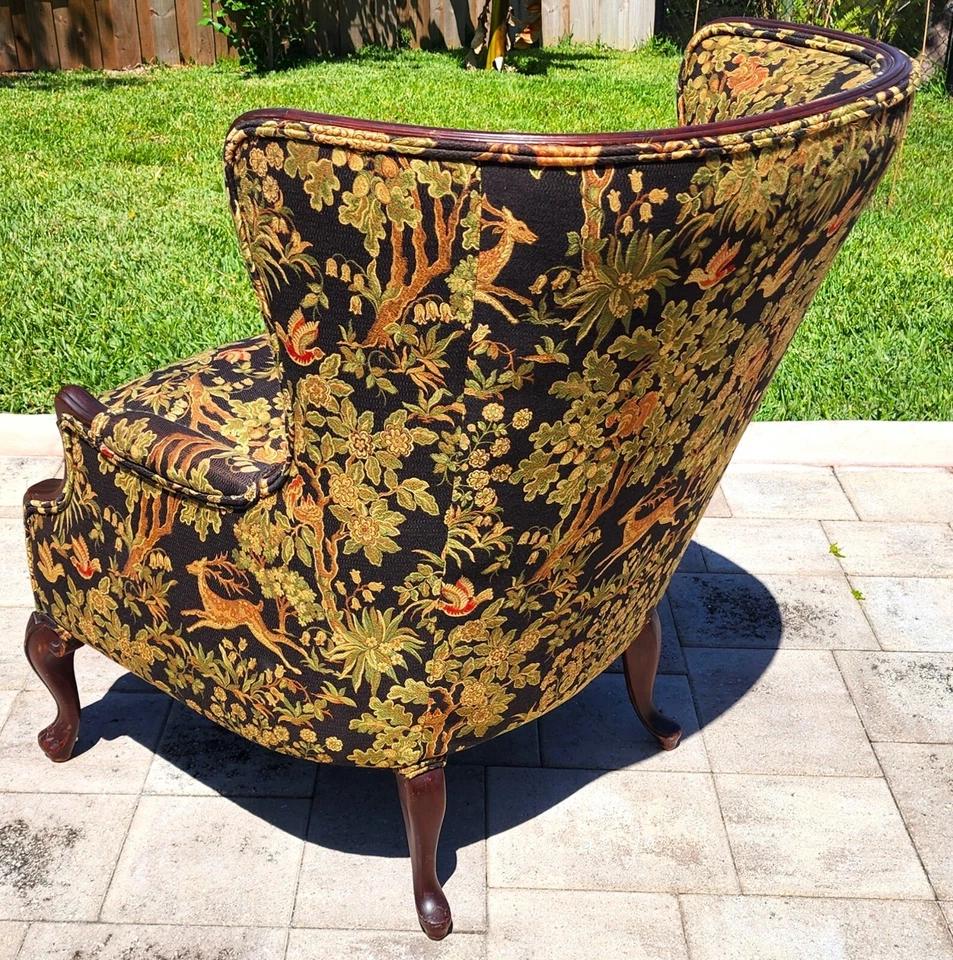 Antique fauteuil Wingback scène de chasse en vente 10