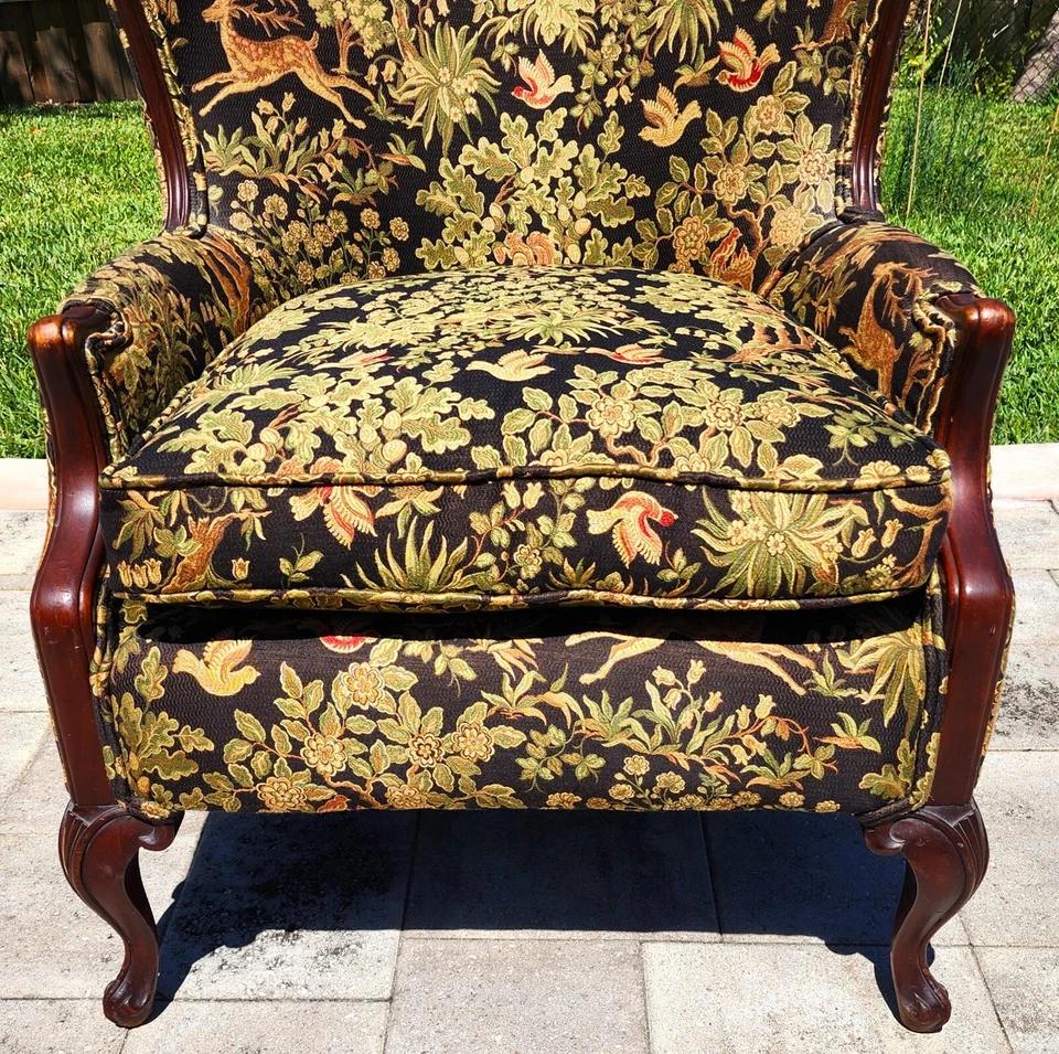 Coton Antique fauteuil Wingback scène de chasse en vente