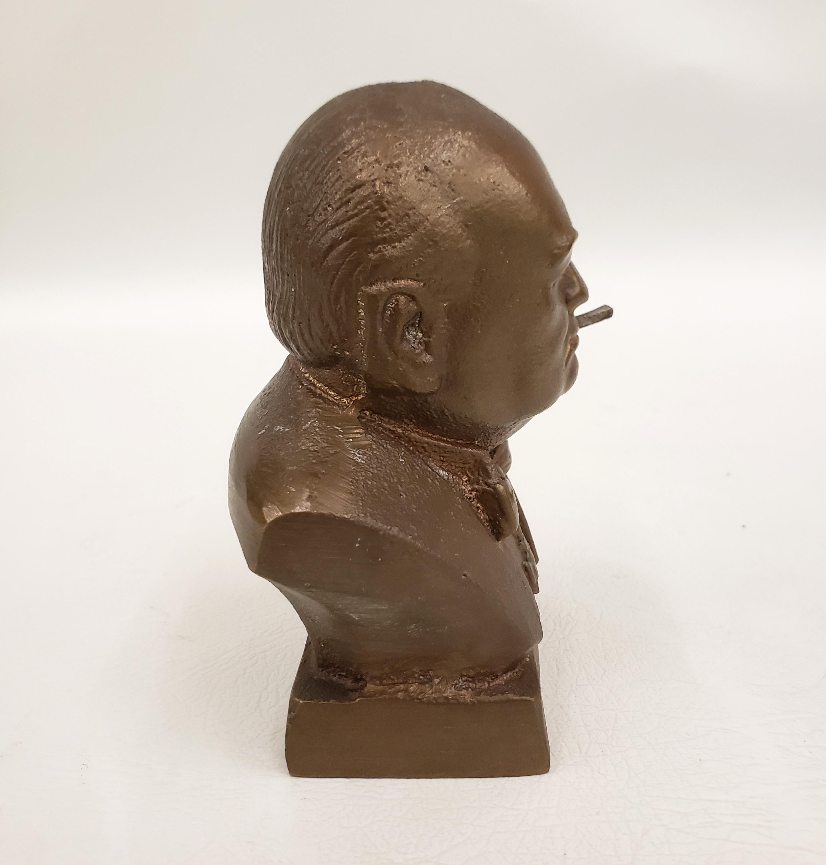 Antique Winston Churchill Solid Bronze Bust or Sculpture In Good Condition For Sale In Hamilton, Ontario