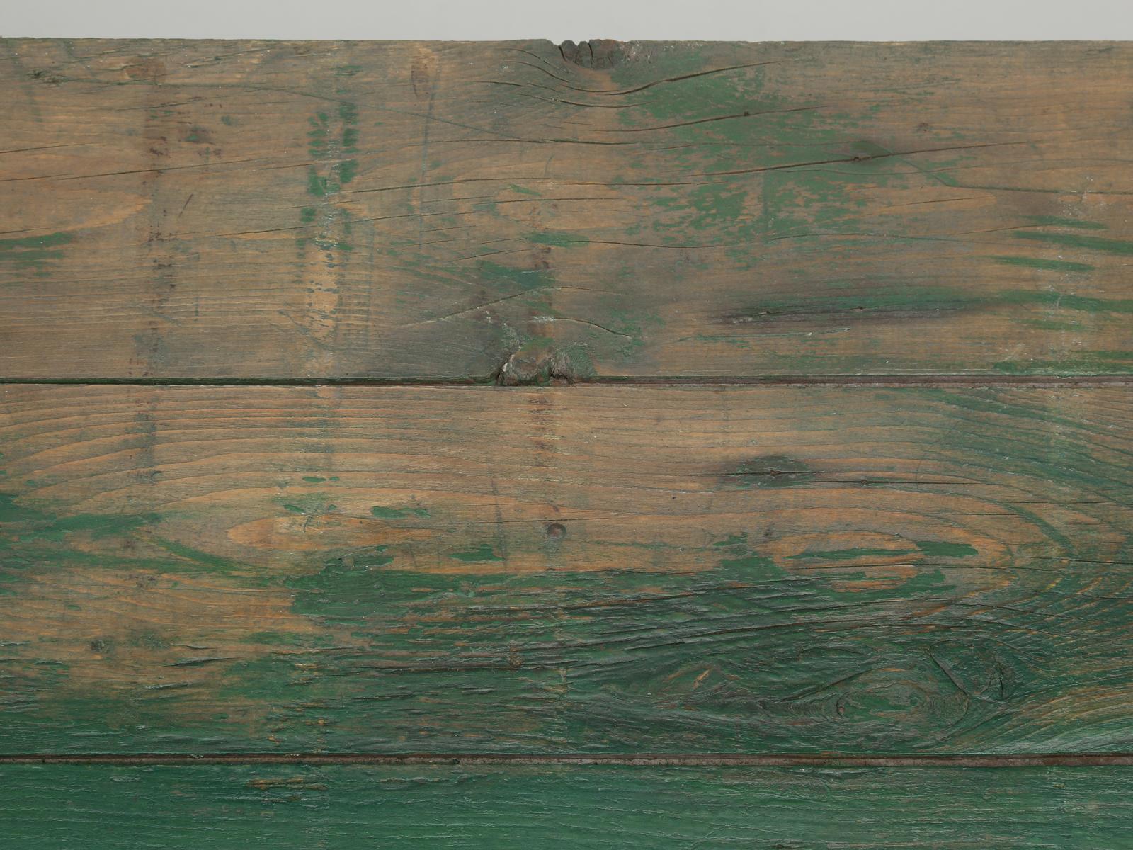 Pin Table de ferme ou table à manger ancienne du Wisconsin en peinture verte d'origine, non restaurée en vente