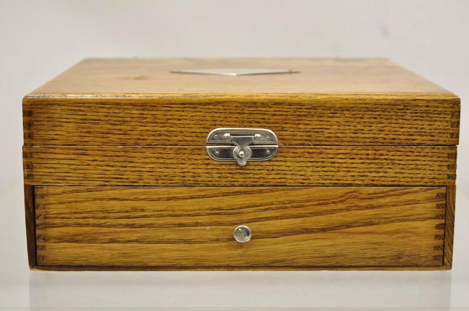 Antique WM Rogers Oak Small Flatware Silverware Storage Box with Drawer For Sale 6