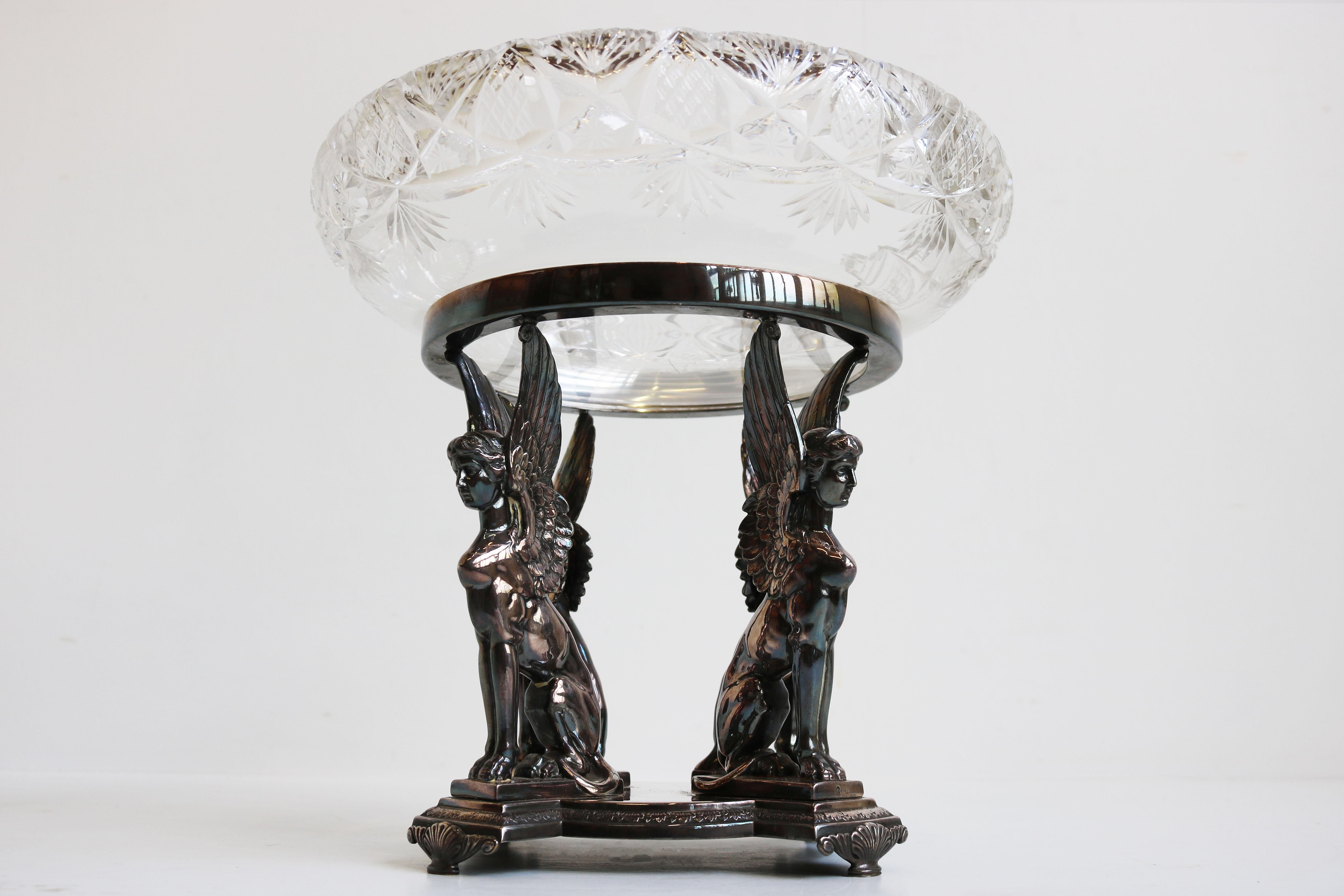 Antiker WMF Art Nouveau Tafelaufsatz aus versilbertem Kristallglas im ägyptischen Revival-Stil, WMF (Deutsch) im Angebot
