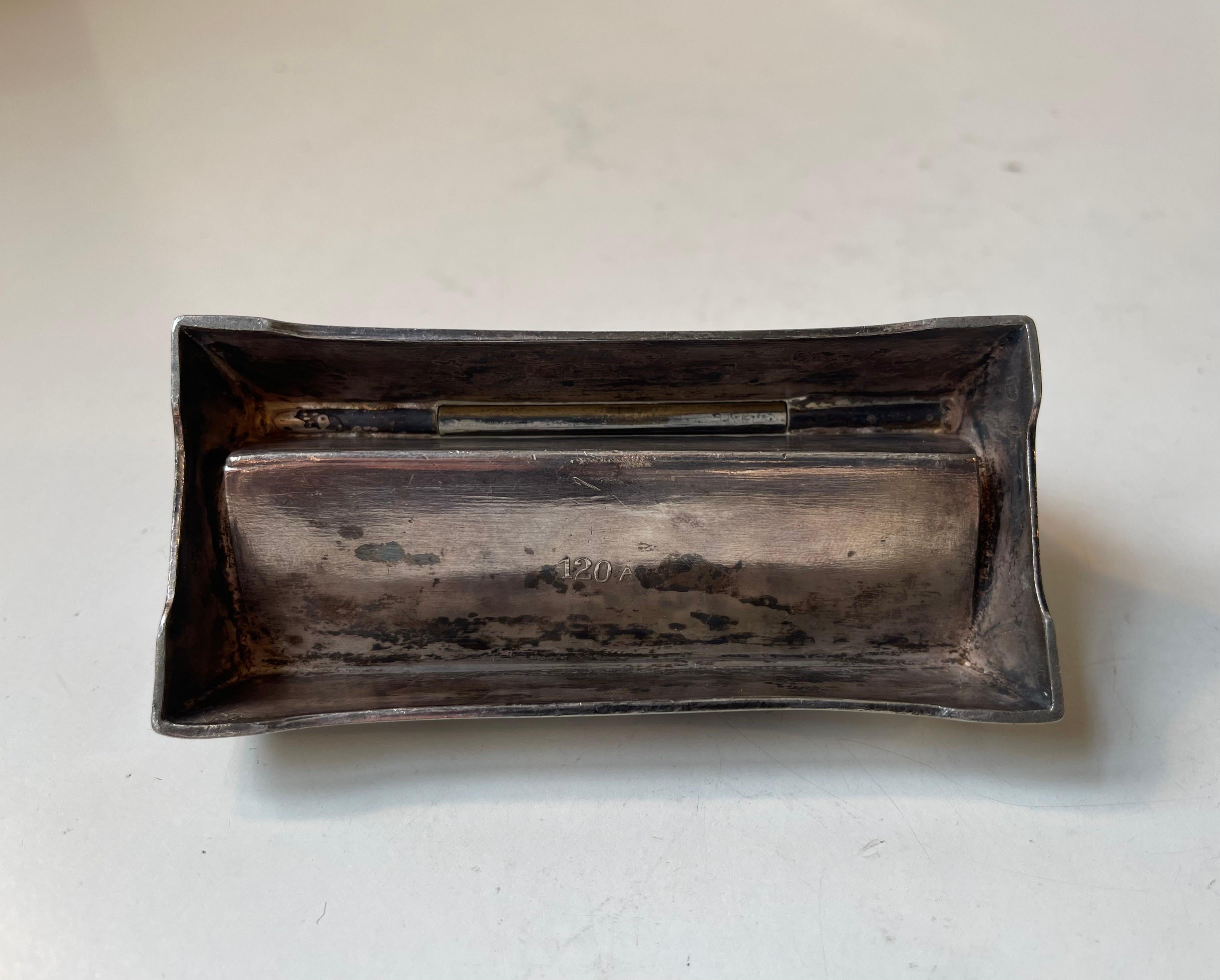 Antique WMF Jugend Style Stamp or Pill Box in Pewter For Sale 1