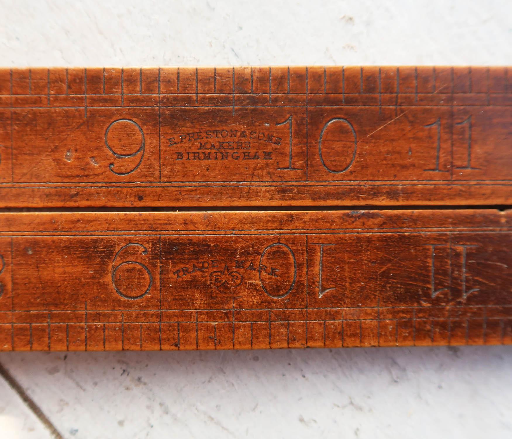 Antique Wood And Brass Folding Ruler By E.Preston. English, Late 19th Century In Good Condition For Sale In St Annes, Lancashire