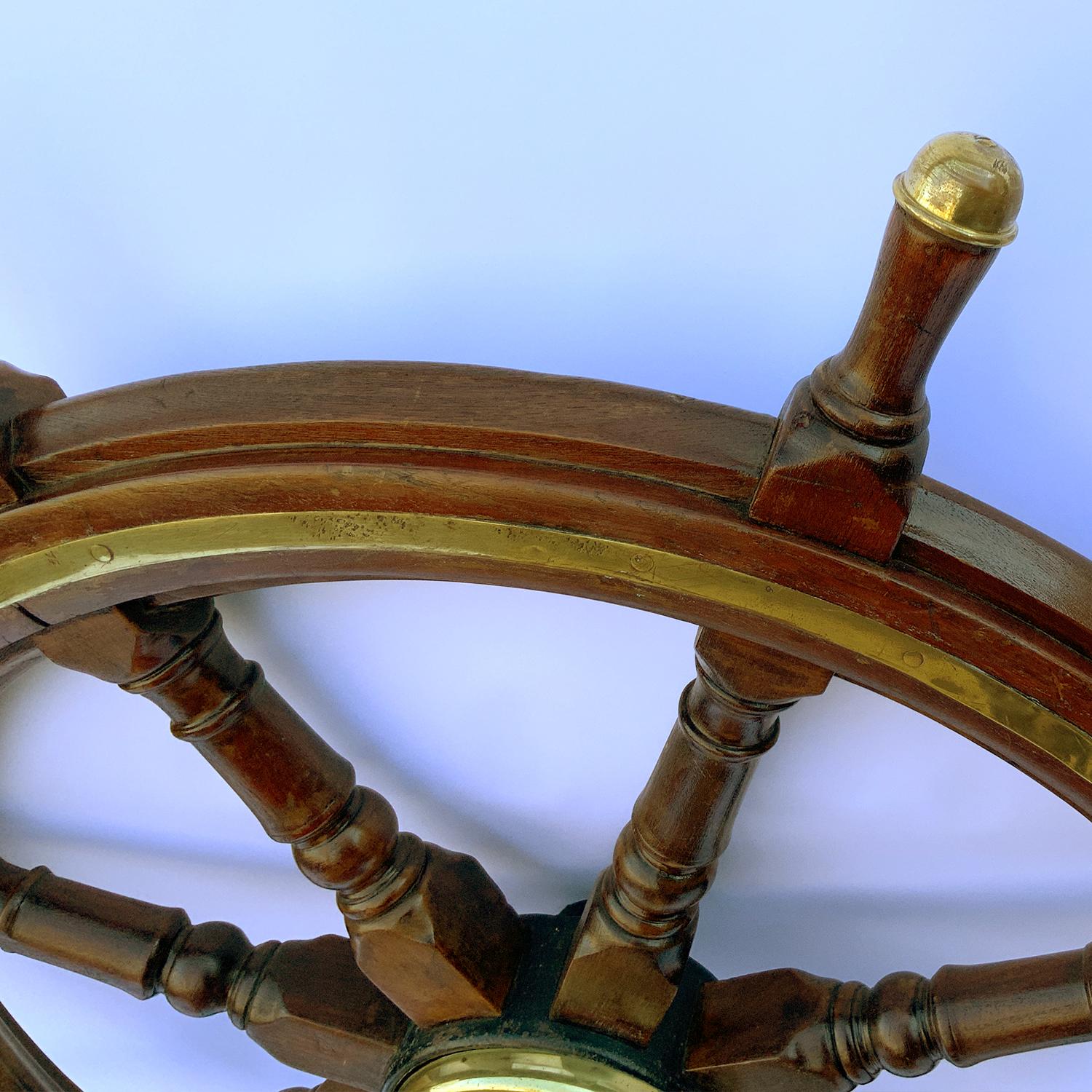 Early 20th Century Antique Wood and Brass Ship's Wheel For Sale
