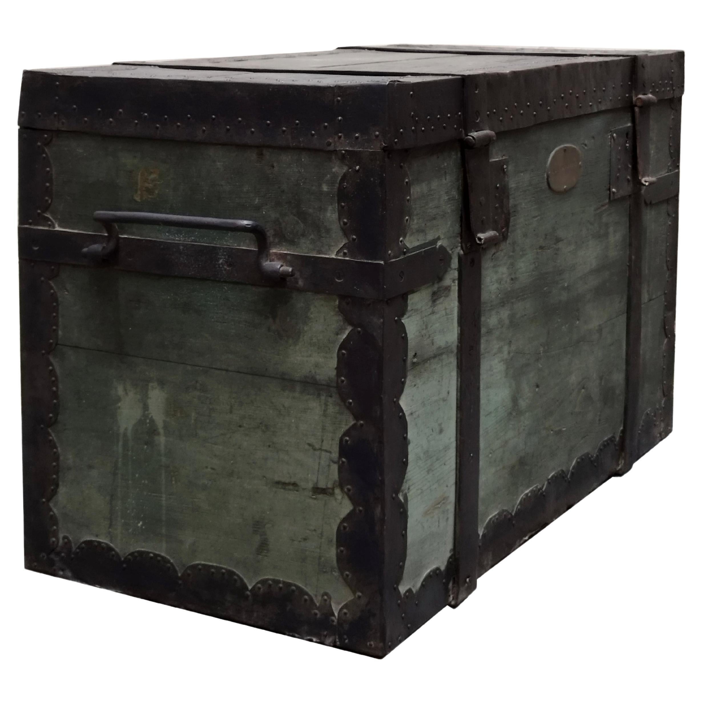 Antique Wood and Metal Travel Trunk, Italy 1940s For Sale