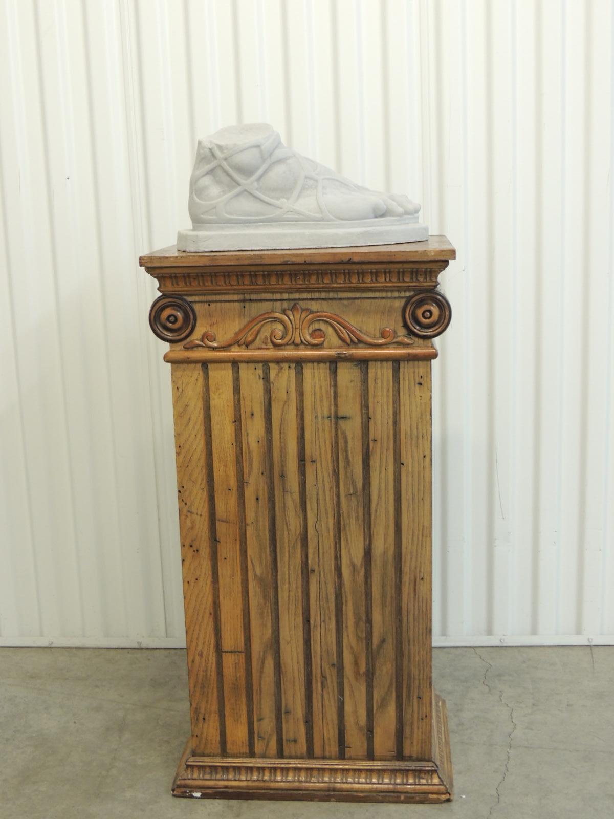 Rustic Antique Wood Column Style Pedestal